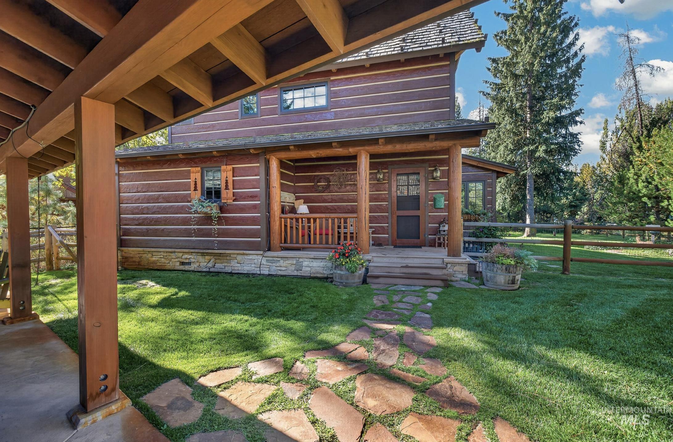 57 Windsong Way, Donnelly, Idaho 83615, 3 Bedrooms, 2.5 Bathrooms, Residential For Sale, Price $975,000, 99002552