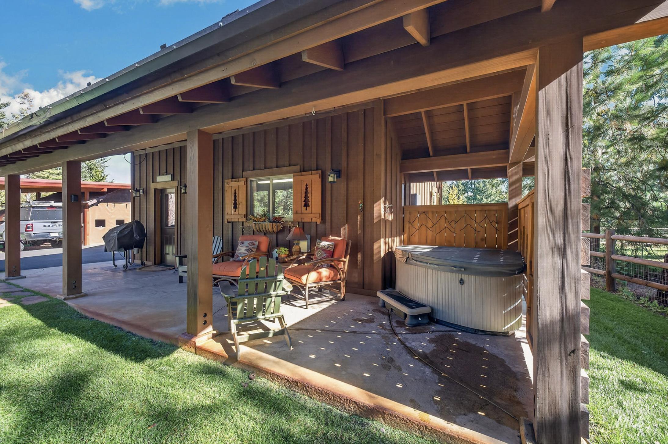 57 Windsong Way, Donnelly, Idaho 83615, 3 Bedrooms, 2.5 Bathrooms, Residential For Sale, Price $975,000, 99002552