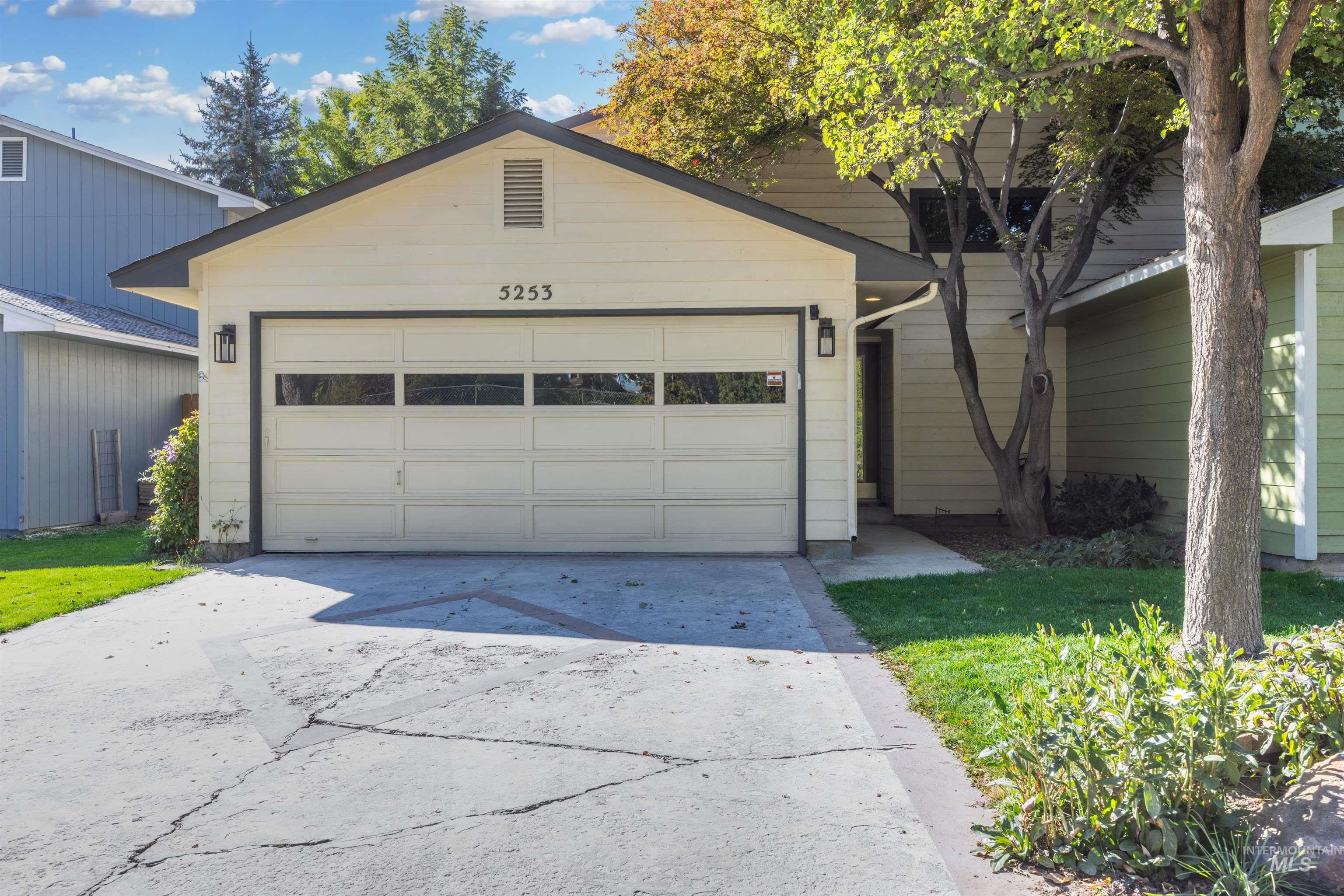 5253 W Grover St, Boise, Idaho 83705, 2 Bedrooms, 2.5 Bathrooms, Residential For Sale, Price $374,900, 99002554