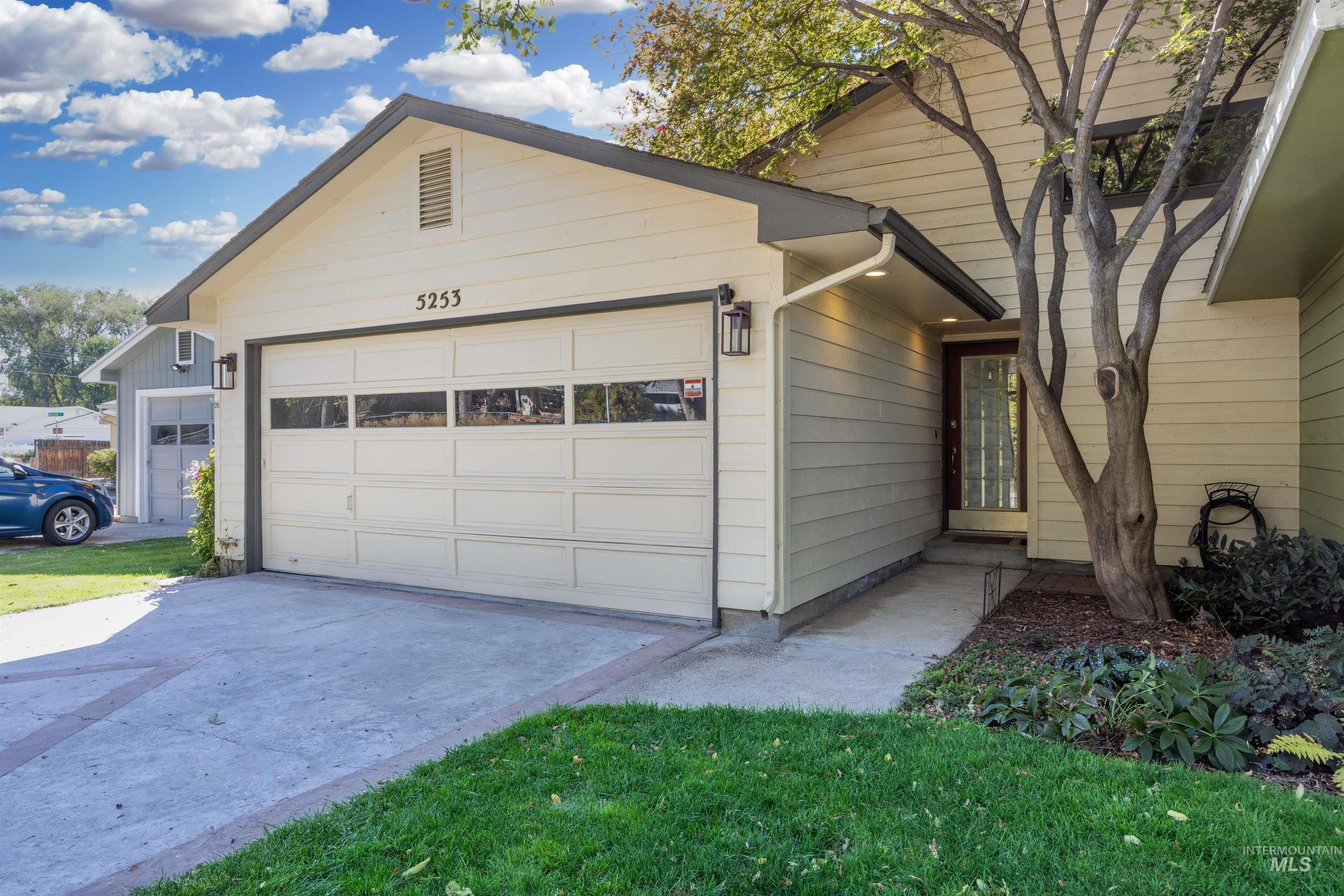 5253 W Grover St, Boise, Idaho 83705, 2 Bedrooms, 2.5 Bathrooms, Residential For Sale, Price $374,900, 99002554