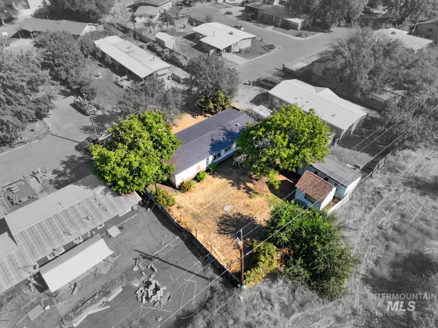 916 Victoria, Fruitland, Idaho 83619, 3 Bedrooms, 2 Bathrooms, Residential For Sale, Price $280,000,MLS 99002555