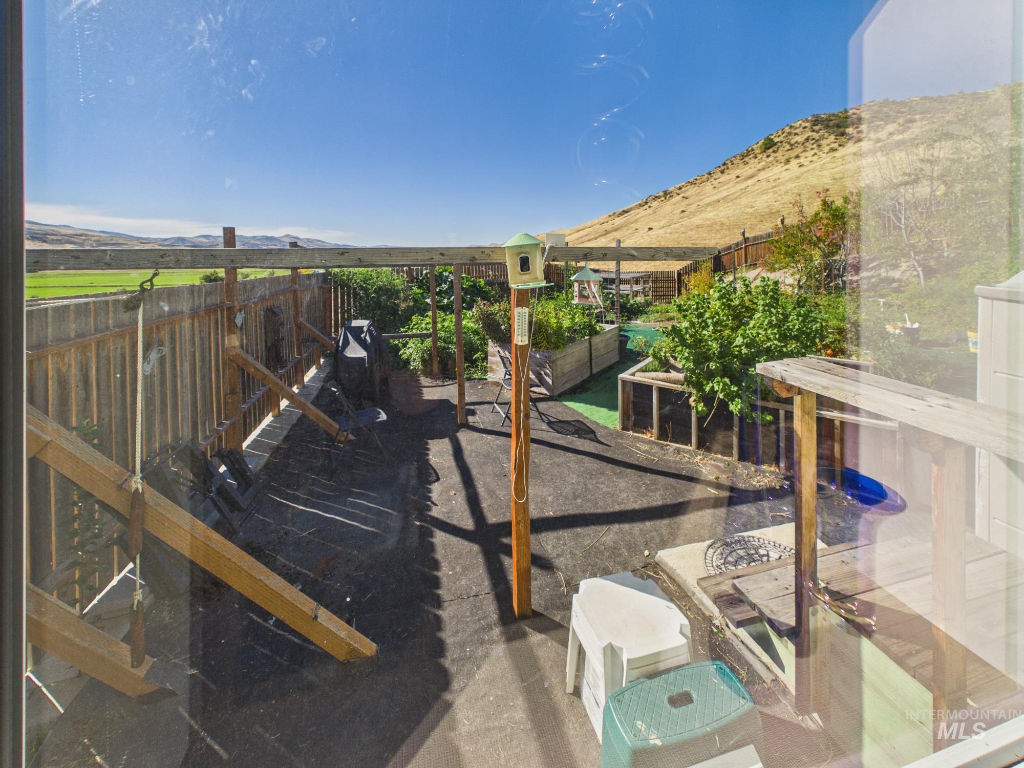 22625 Baldwin Ln, Ola, Idaho 83657, 3 Bedrooms, 2 Bathrooms, Residential For Sale, Price $705,000, 99002556