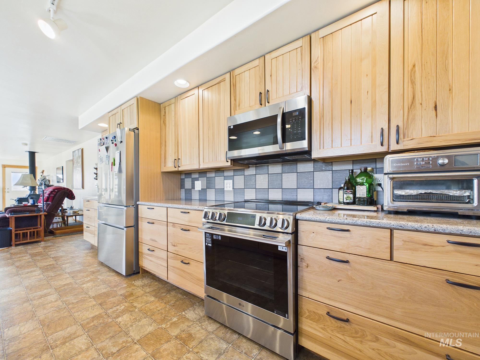 22625 Baldwin Ln, Ola, Idaho 83657, 3 Bedrooms, 2 Bathrooms, Residential For Sale, Price $705,000, 99002556