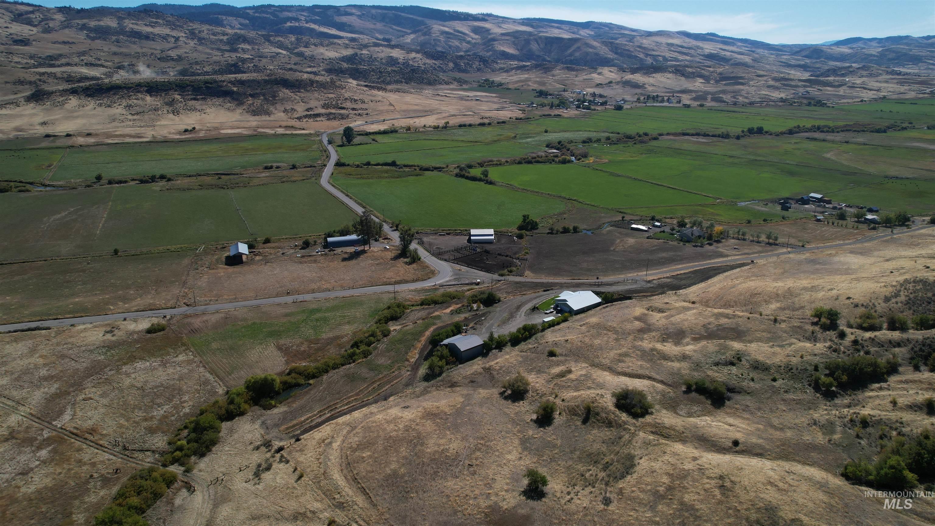 22625 Baldwin Ln, Ola, Idaho 83657, 3 Bedrooms, 2 Bathrooms, Residential For Sale, Price $705,000, 99002556