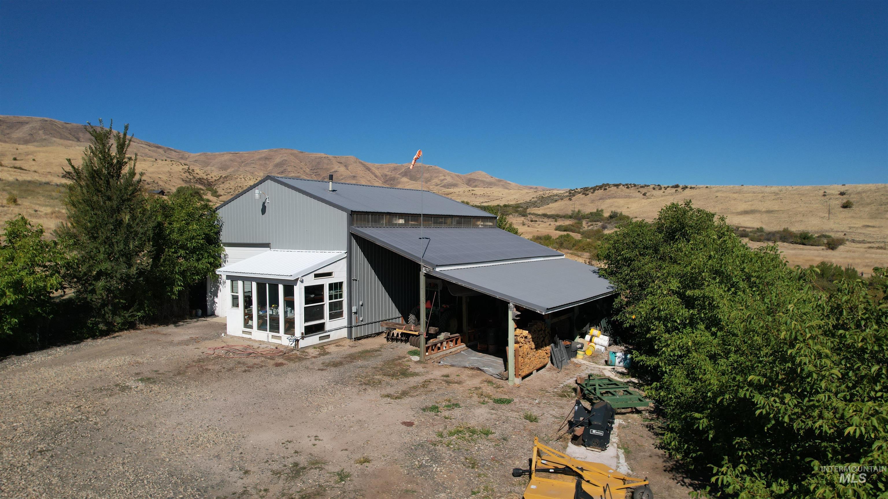 22625 Baldwin Ln, Ola, Idaho 83657, 3 Bedrooms, 2 Bathrooms, Residential For Sale, Price $705,000, 99002556