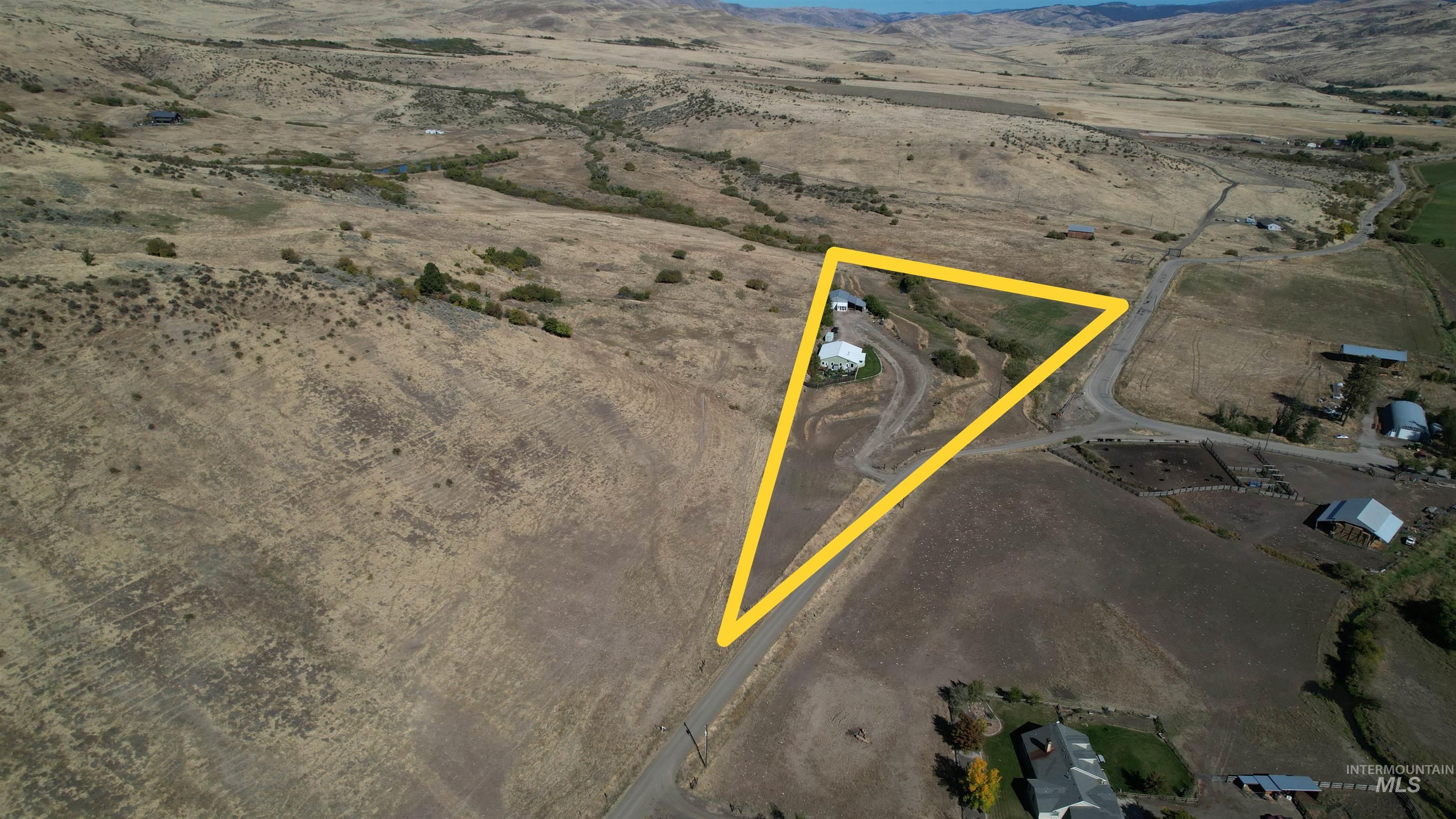 22625 Baldwin Ln, Ola, Idaho 83657, 3 Bedrooms, 2 Bathrooms, Residential For Sale, Price $705,000, 99002556
