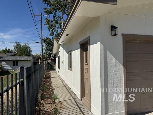 2307 S Columbus St, Boise, Idaho 83705, 3 Bedrooms, 2 Bathrooms, Residential For Sale, Price $596,000, 99002557