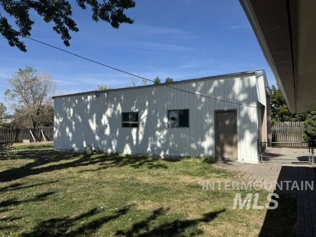 2307 S Columbus St, Boise, Idaho 83705, 3 Bedrooms, 2 Bathrooms, Residential For Sale, Price $596,000, 99002557
