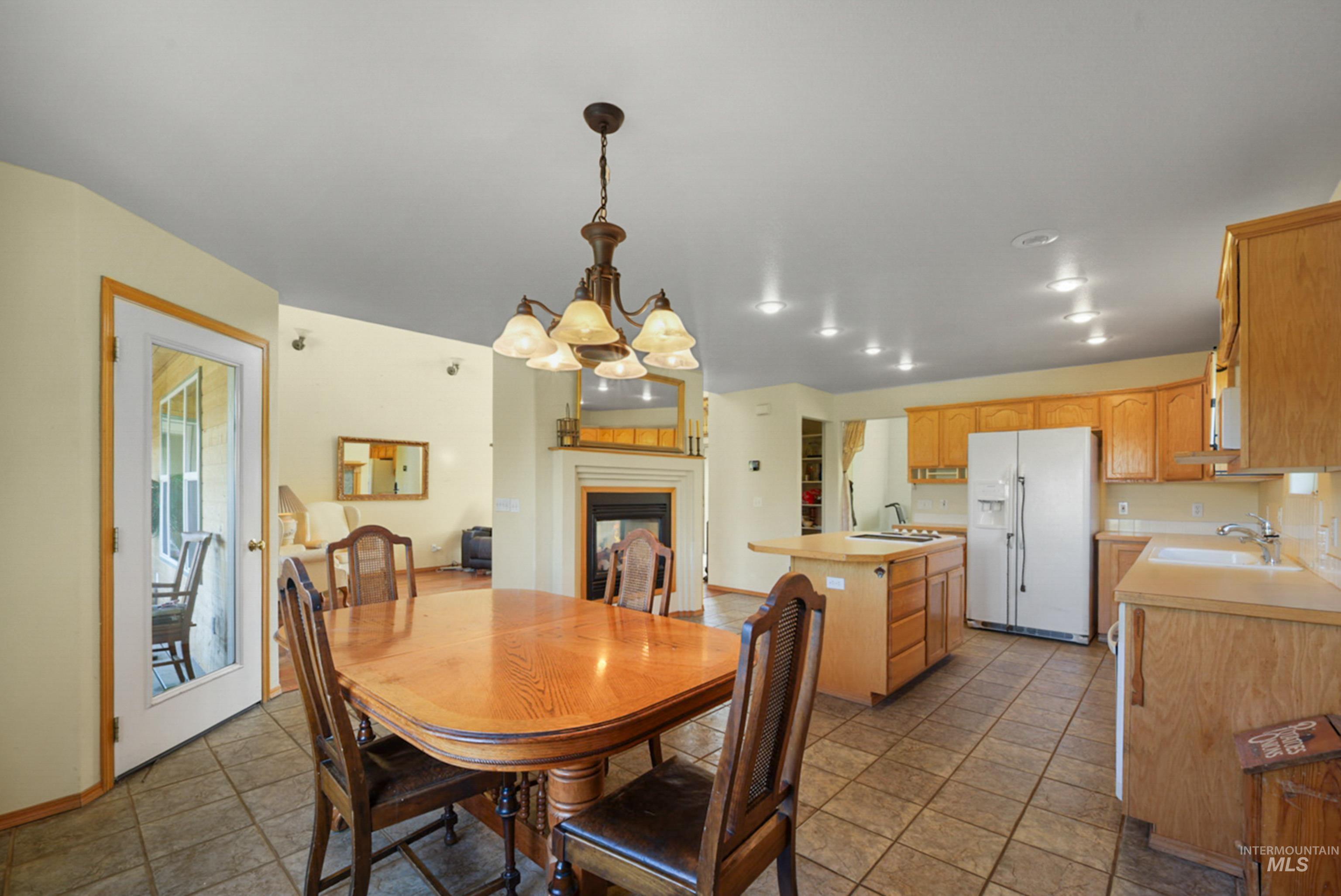796 Panorama Drive, Moscow, Idaho 83843, 3 Bedrooms, 3 Bathrooms, Residential For Sale, Price $629,000, 99002559