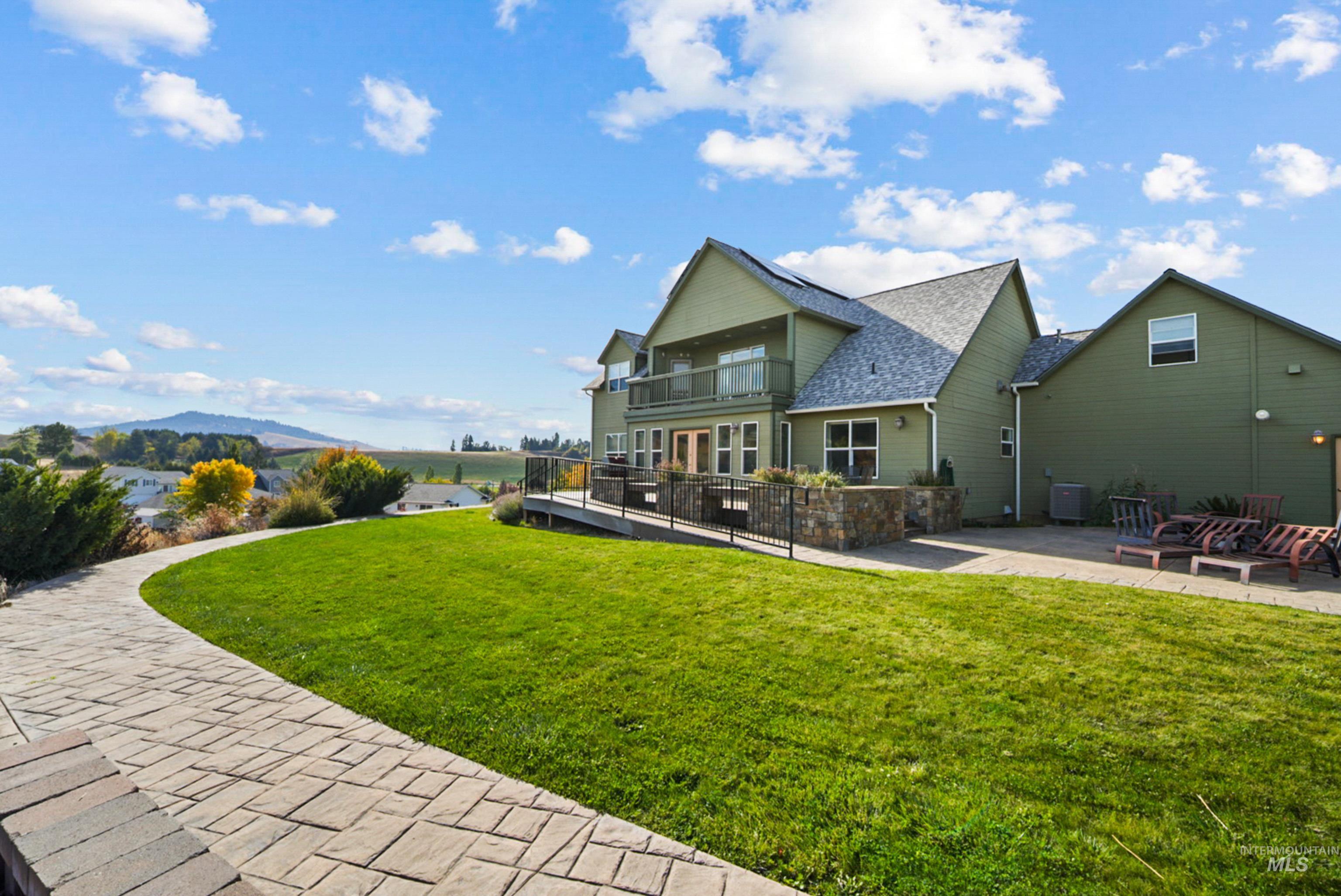 796 Panorama Drive, Moscow, Idaho 83843, 3 Bedrooms, 3 Bathrooms, Residential For Sale, Price $629,000, 99002559