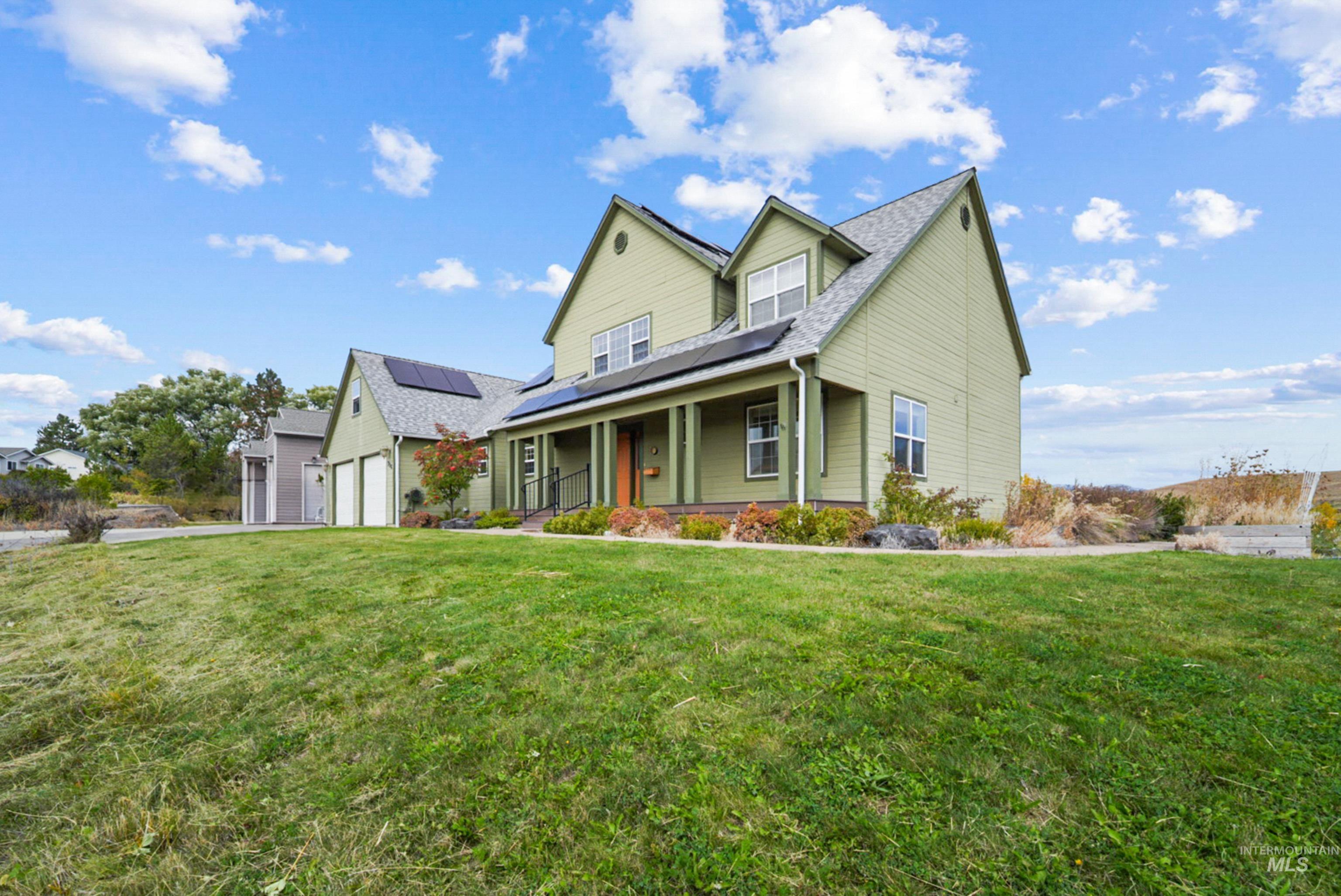 796 Panorama Drive, Moscow, Idaho 83843, 3 Bedrooms, 3 Bathrooms, Residential For Sale, Price $629,000, 99002559