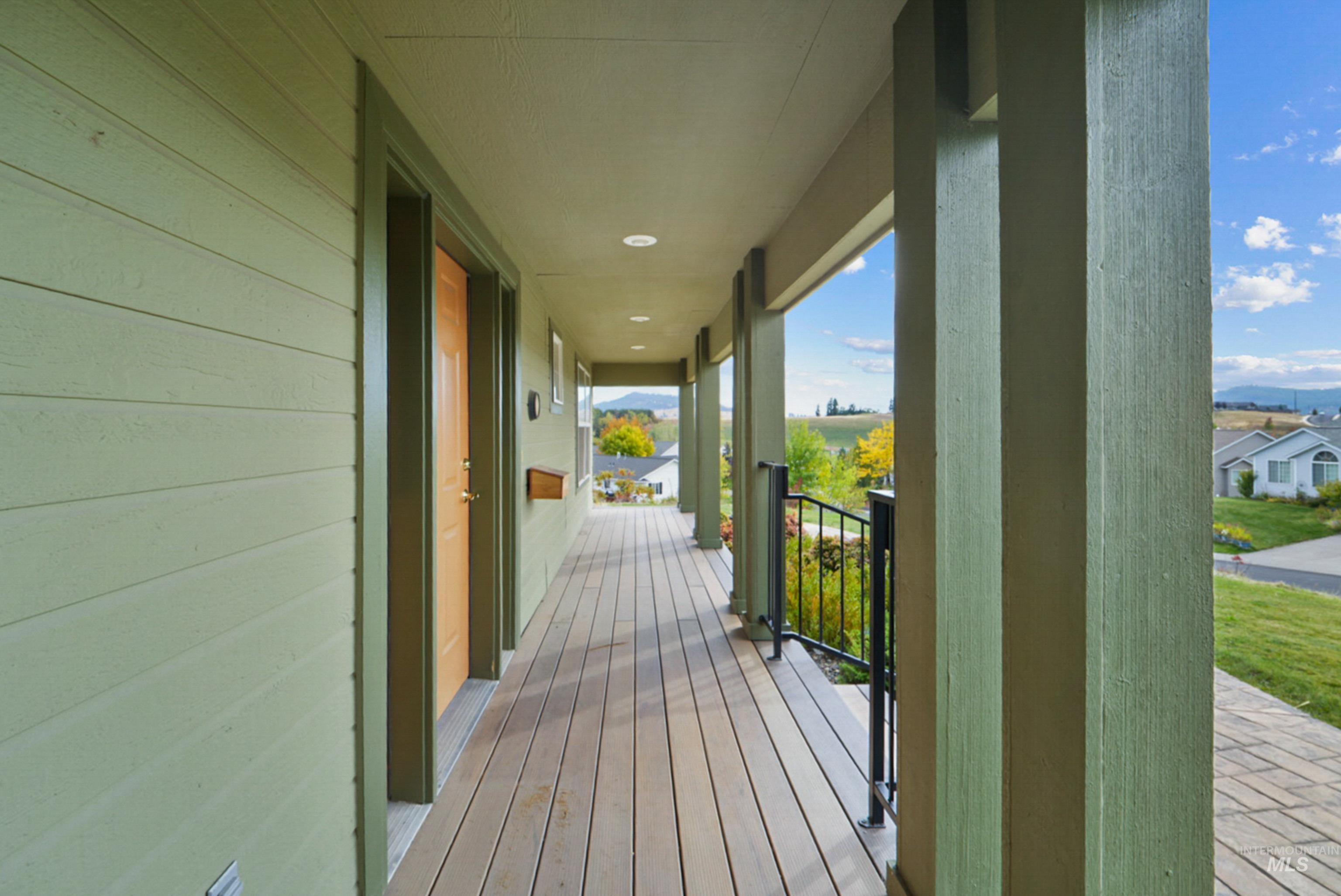 796 Panorama Drive, Moscow, Idaho 83843, 3 Bedrooms, 3 Bathrooms, Residential For Sale, Price $629,000, 99002559