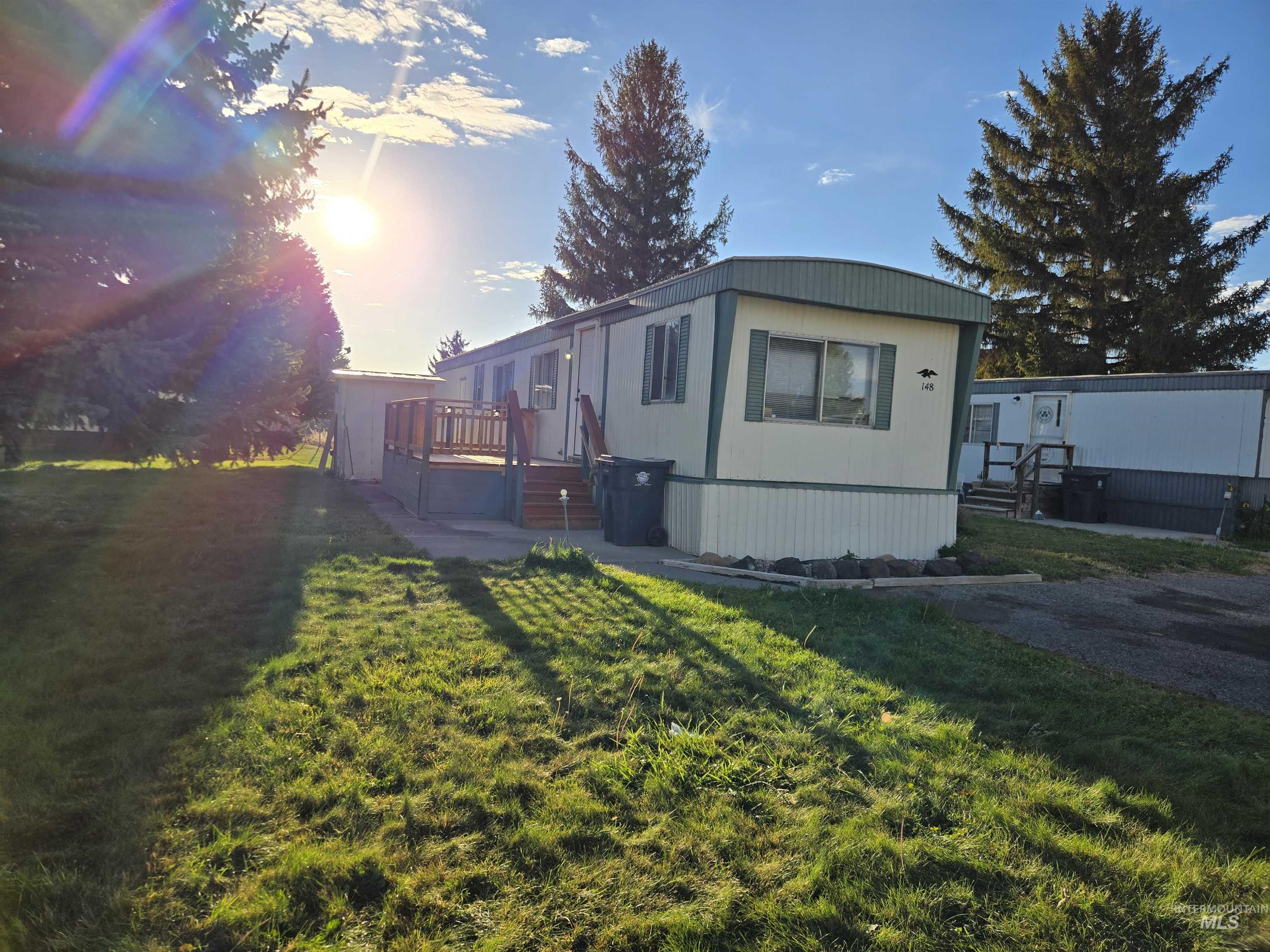 198 South Hills Road, Twin Falls, Idaho 83301, 3 Bedrooms, 1 Bathroom, Residential For Sale, Price $40,000,MLS 99002560