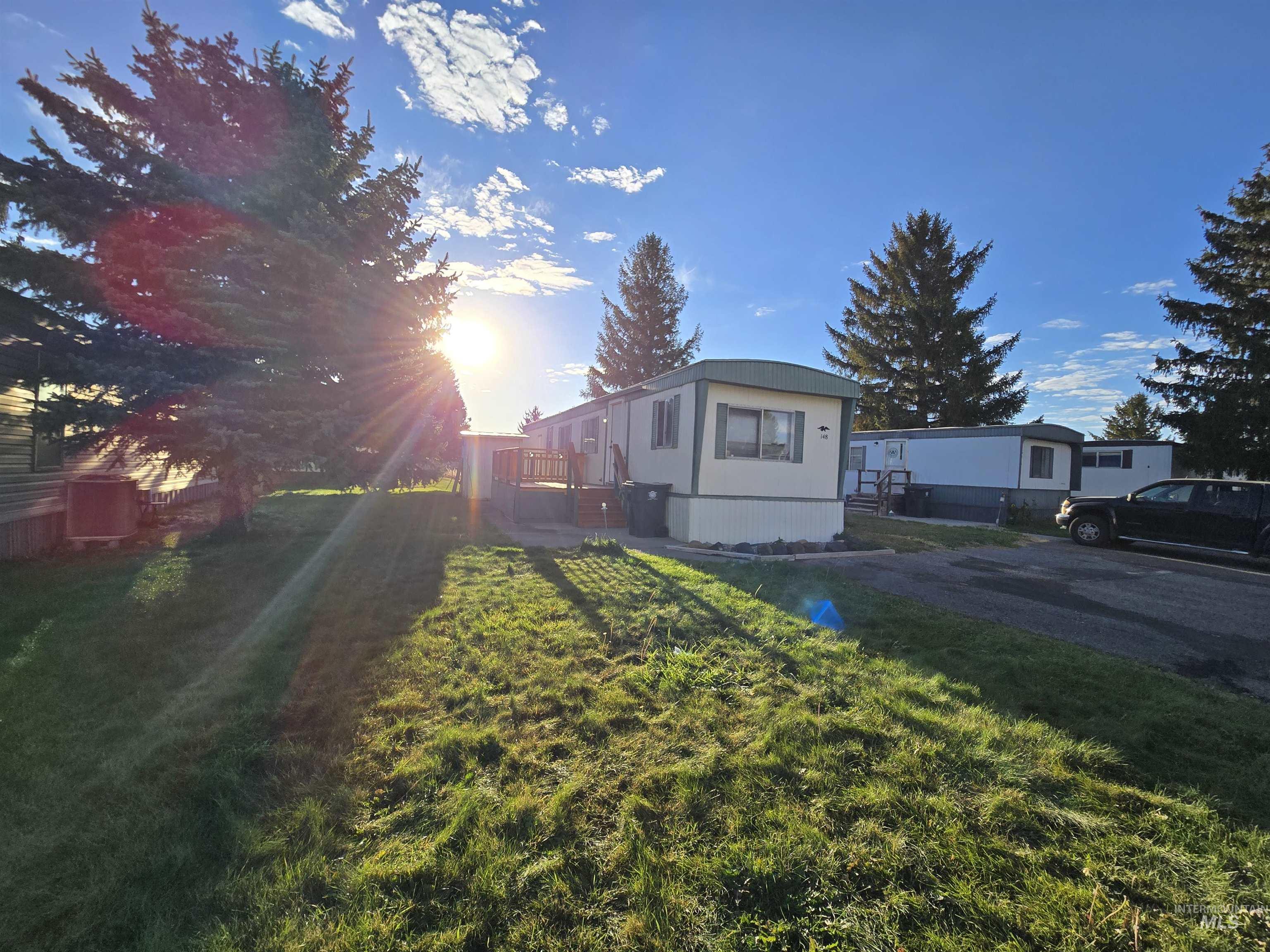 198 South Hills Road, Twin Falls, Idaho 83301, 3 Bedrooms, 1 Bathroom, Residential For Sale, Price $40,000,MLS 99002560