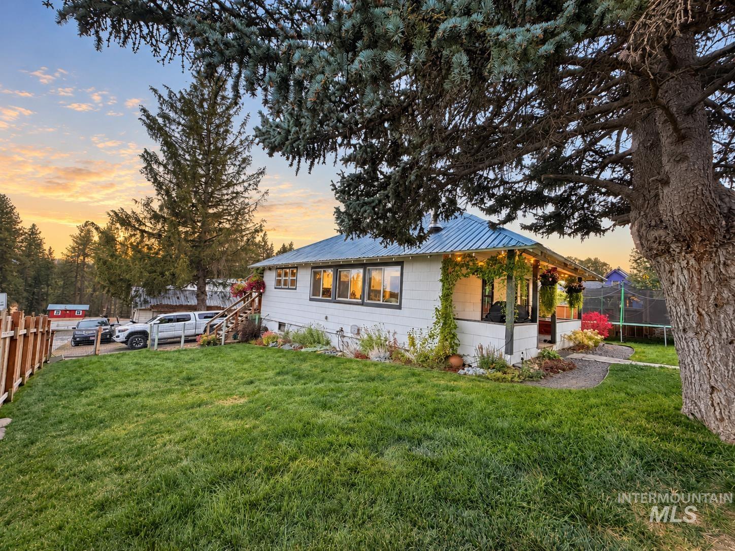 665 6th St., Potlatch, Idaho 83855, 4 Bedrooms, 2 Bathrooms, Residential For Sale, Price $335,000,MLS 99002561