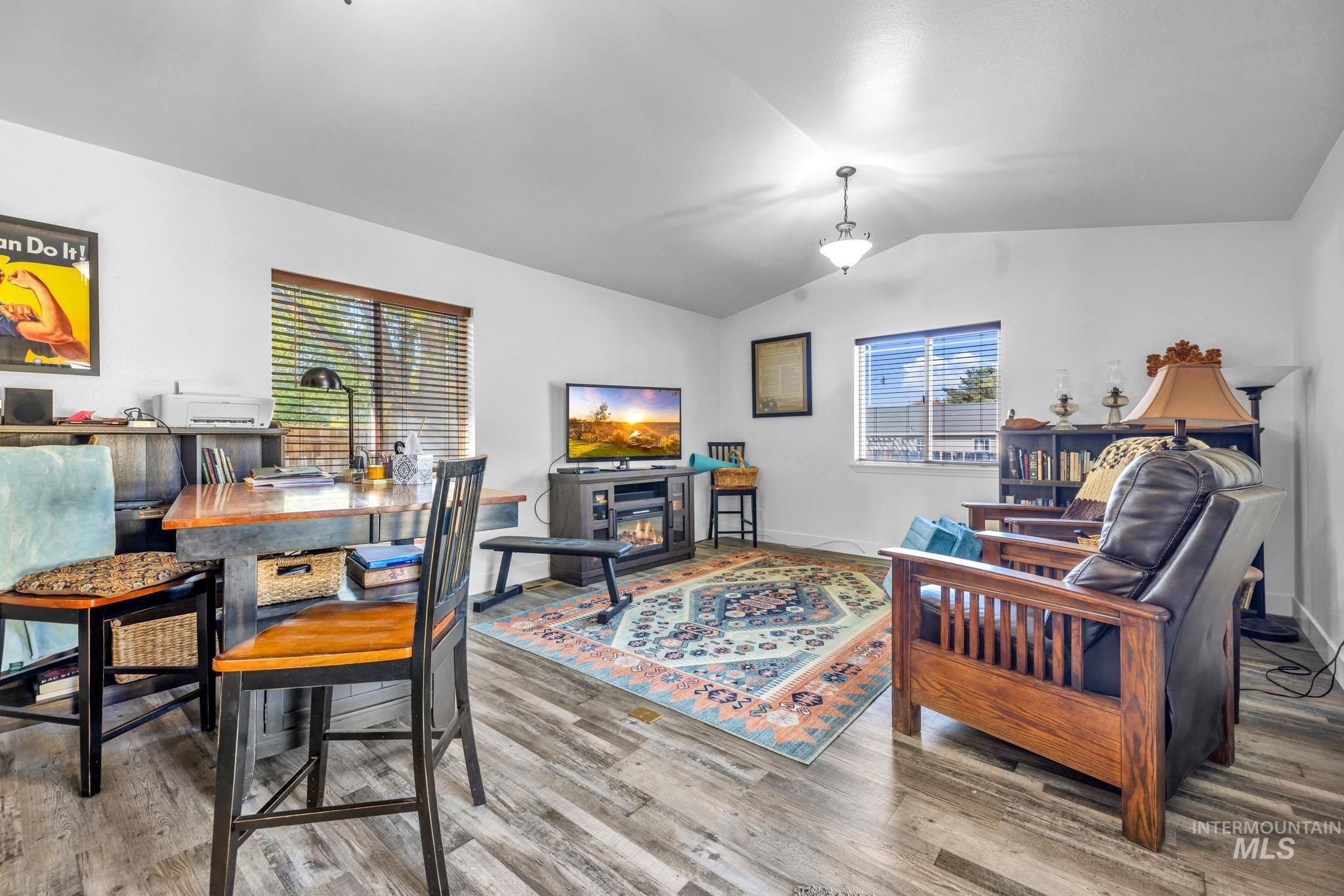 253 Coronado Ave, Twin Falls, Idaho 83301, 3 Bedrooms, 2 Bathrooms, Residential For Sale, Price $385,000,MLS 99002562