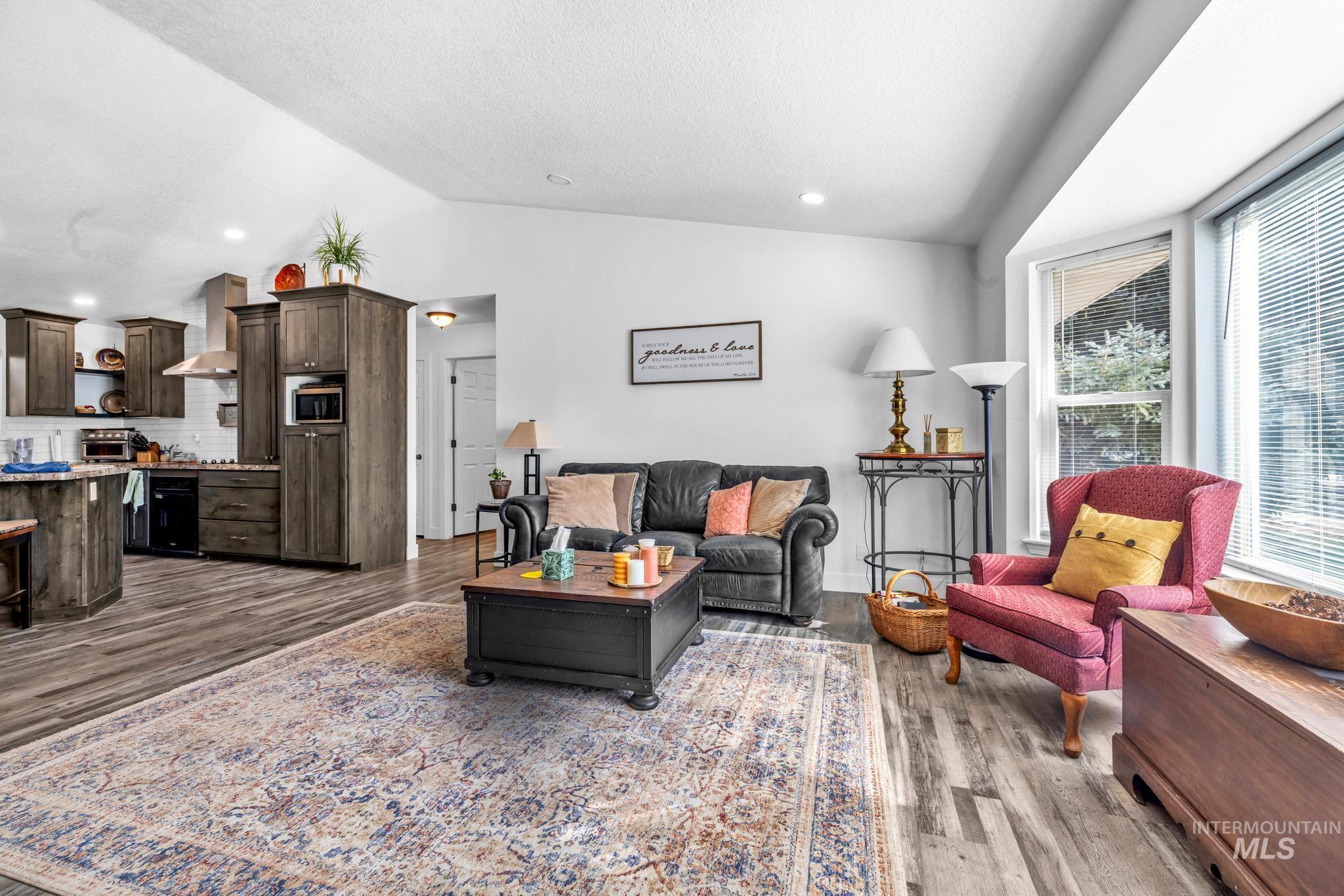 253 Coronado Ave, Twin Falls, Idaho 83301, 3 Bedrooms, 2 Bathrooms, Residential For Sale, Price $385,000,MLS 99002562