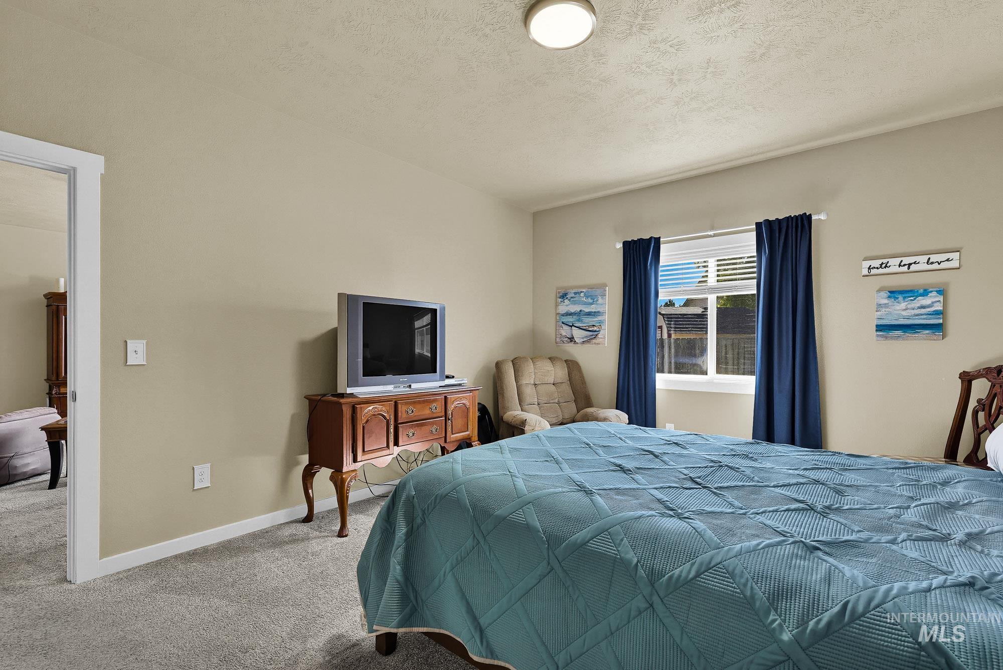2179 W Fieldstream Dr, Meridian, Idaho 83646, 3 Bedrooms, 2 Bathrooms, Residential For Sale, Price $429,900,MLS 99002563