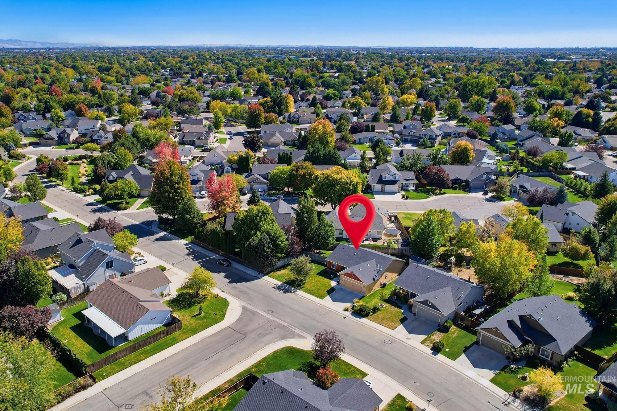 2179 W Fieldstream Dr, Meridian, Idaho 83646, 3 Bedrooms, 2 Bathrooms, Residential For Sale, Price $429,900,MLS 99002563