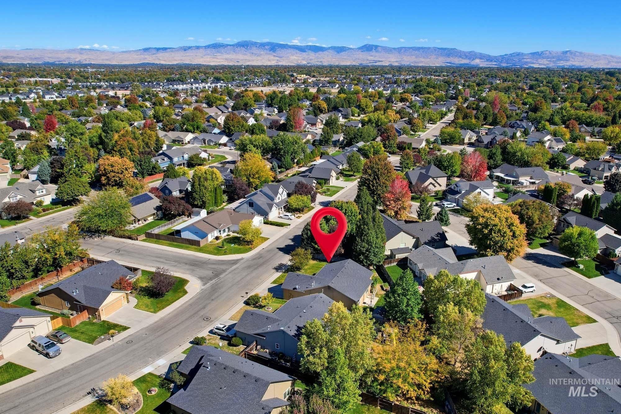 2179 W Fieldstream Dr, Meridian, Idaho 83646, 3 Bedrooms, 2 Bathrooms, Residential For Sale, Price $429,900,MLS 99002563
