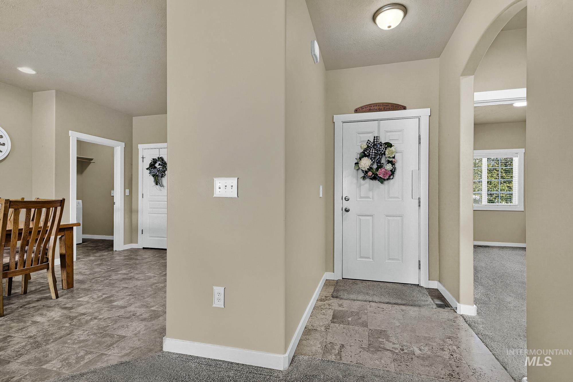2179 W Fieldstream Dr, Meridian, Idaho 83646, 3 Bedrooms, 2 Bathrooms, Residential For Sale, Price $429,900,MLS 99002563