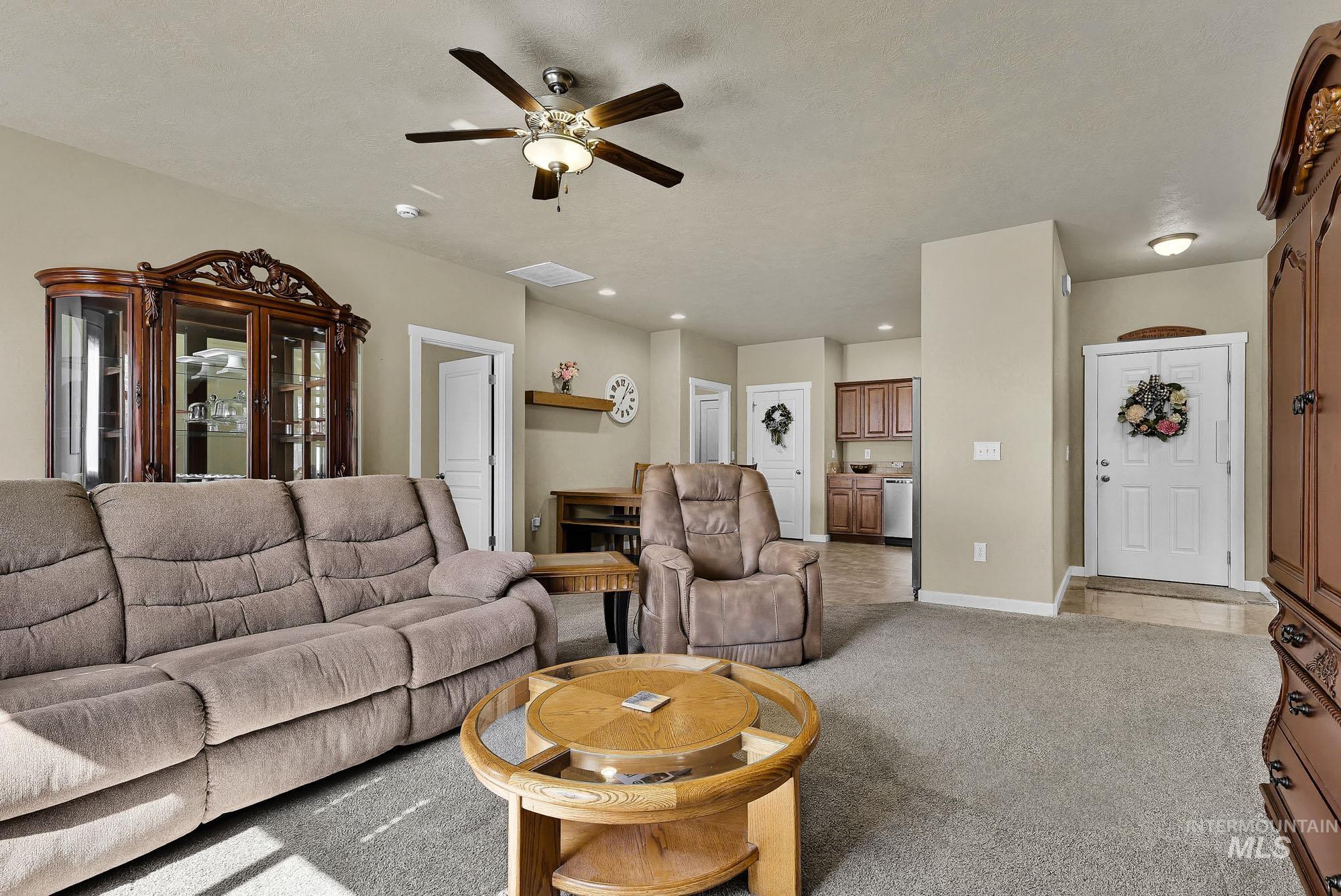 2179 W Fieldstream Dr, Meridian, Idaho 83646, 3 Bedrooms, 2 Bathrooms, Residential For Sale, Price $429,900,MLS 99002563
