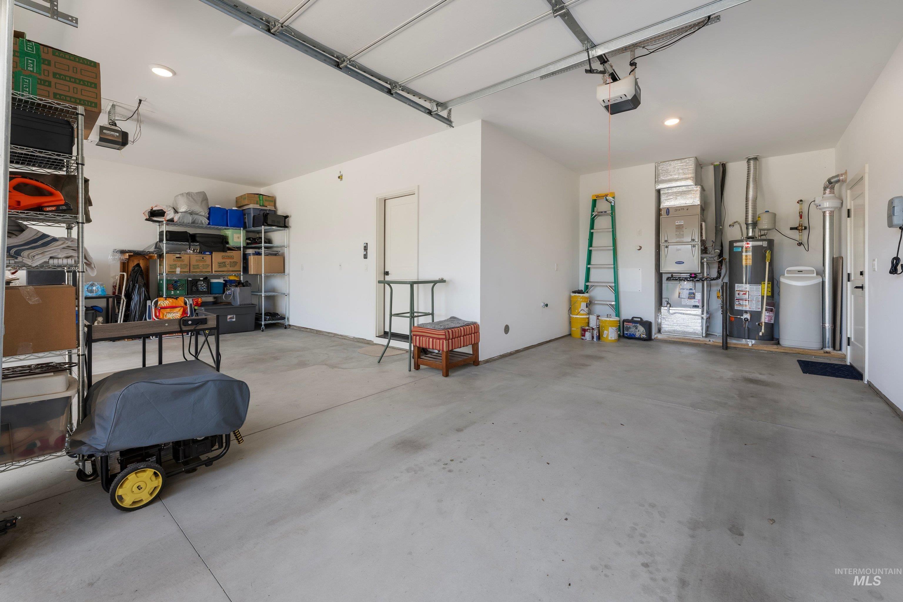 6874 W Los Flores Drive, Meridian, Idaho 83646, 3 Bedrooms, 2.5 Bathrooms, Residential For Sale, Price $710,000,MLS 99002564