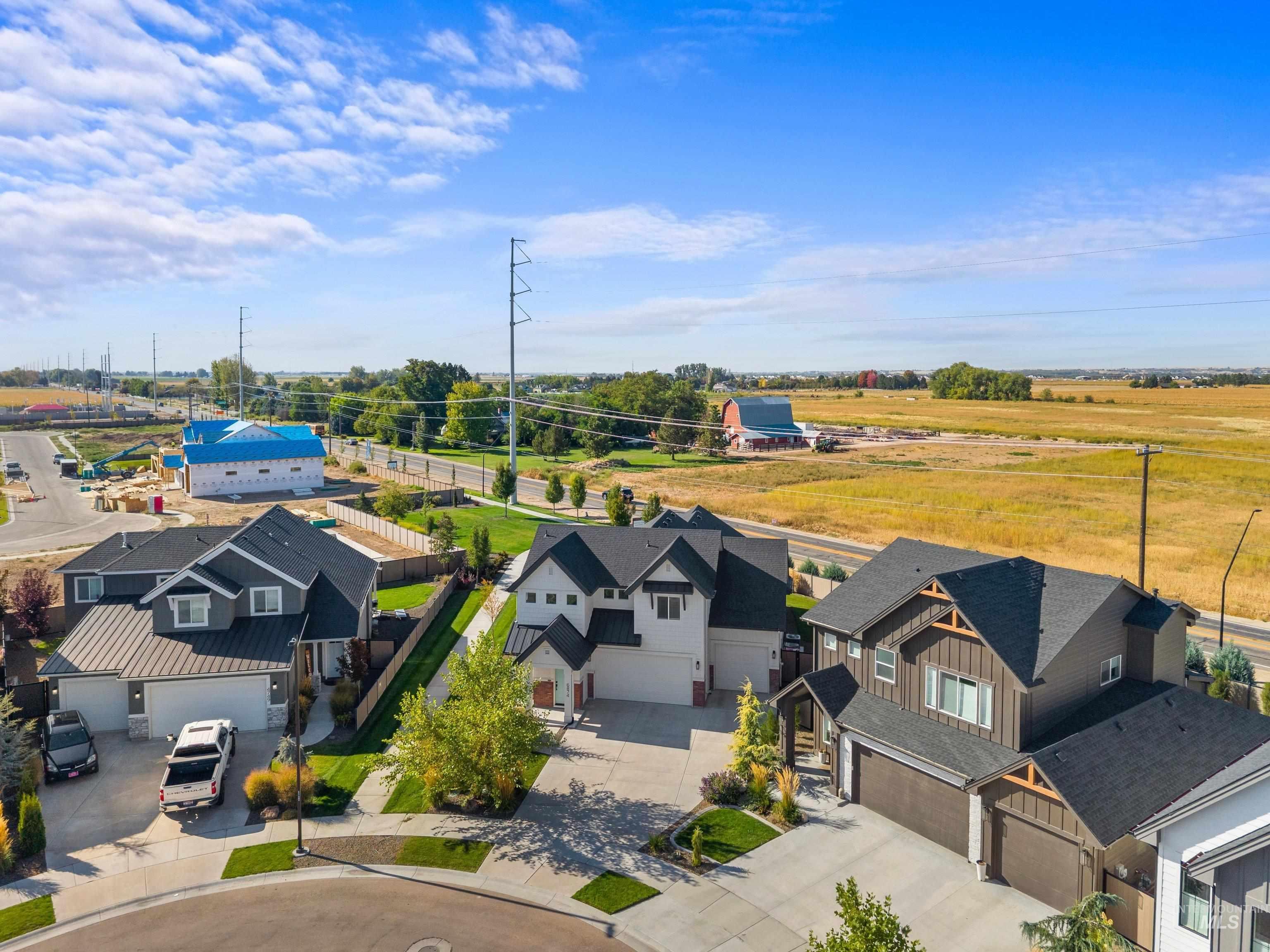 6874 W Los Flores Drive, Meridian, Idaho 83646, 3 Bedrooms, 2.5 Bathrooms, Residential For Sale, Price $710,000,MLS 99002564