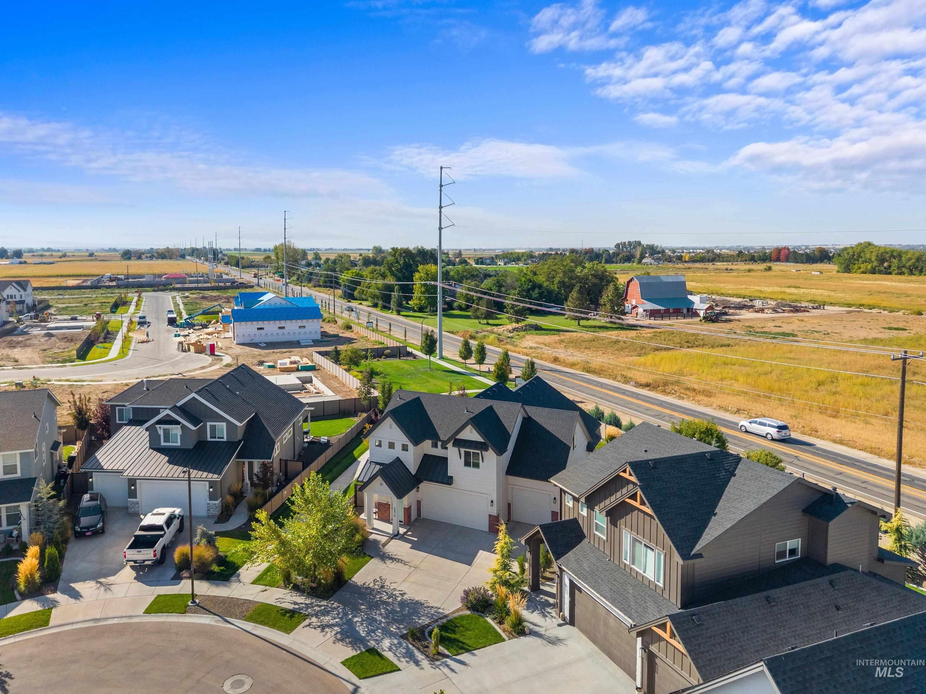 6874 W Los Flores Drive, Meridian, Idaho 83646, 3 Bedrooms, 2.5 Bathrooms, Residential For Sale, Price $710,000,MLS 99002564