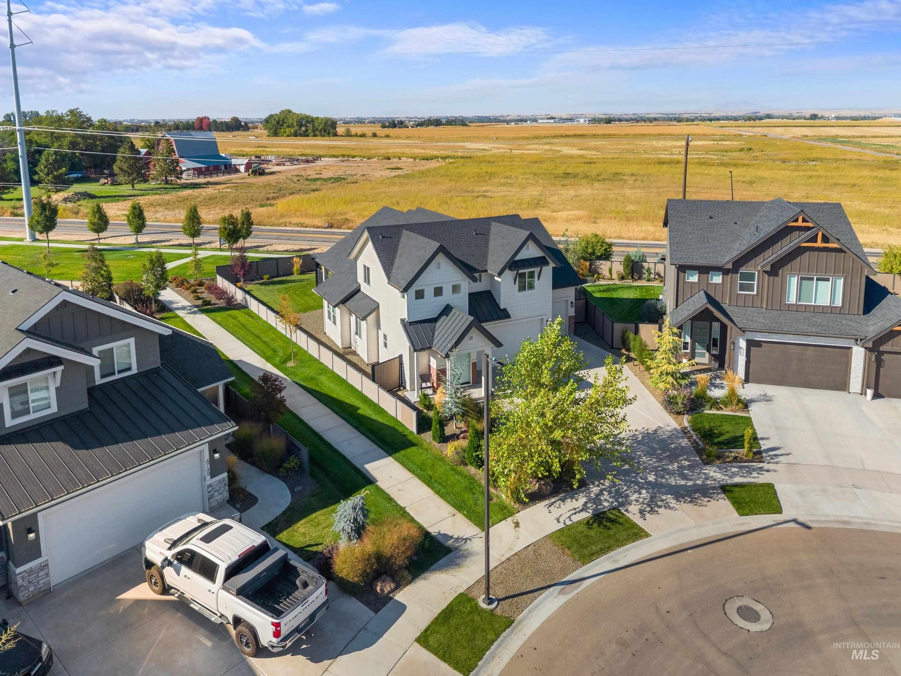 6874 W Los Flores Drive, Meridian, Idaho 83646, 3 Bedrooms, 2.5 Bathrooms, Residential For Sale, Price $710,000,MLS 99002564