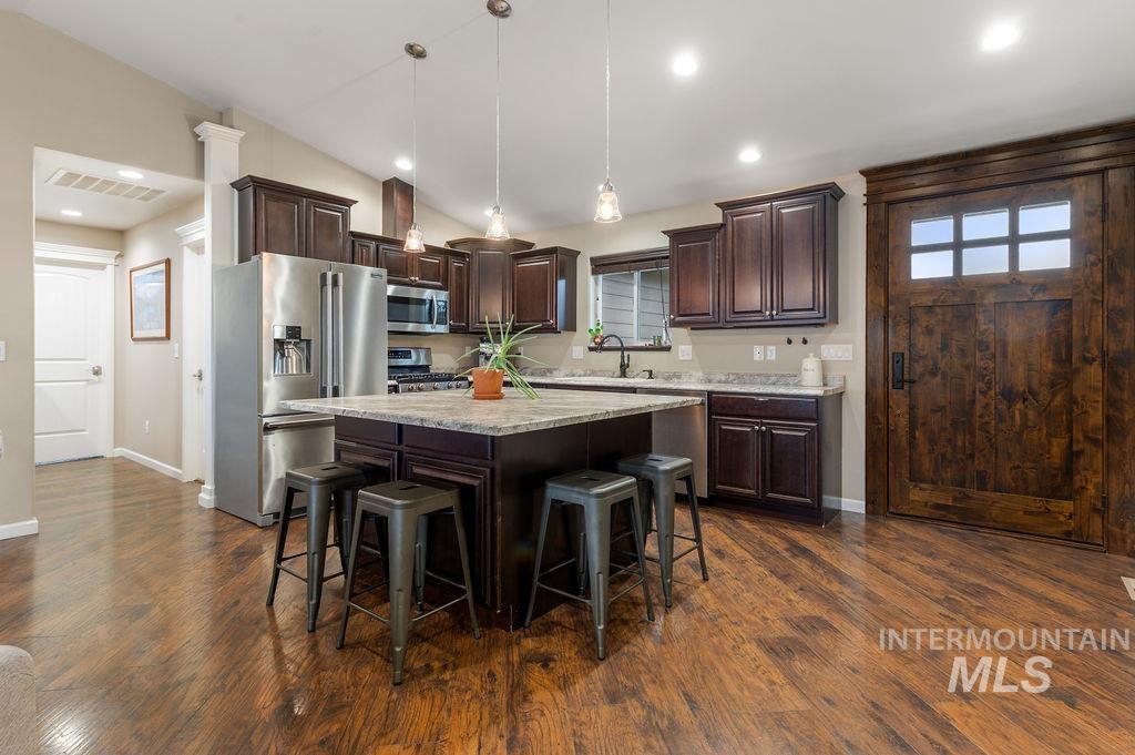 3307 18th Street, Lewiston, Idaho 83501, 5 Bedrooms, 3 Bathrooms, Residential For Sale, Price $749,000,MLS 99002565