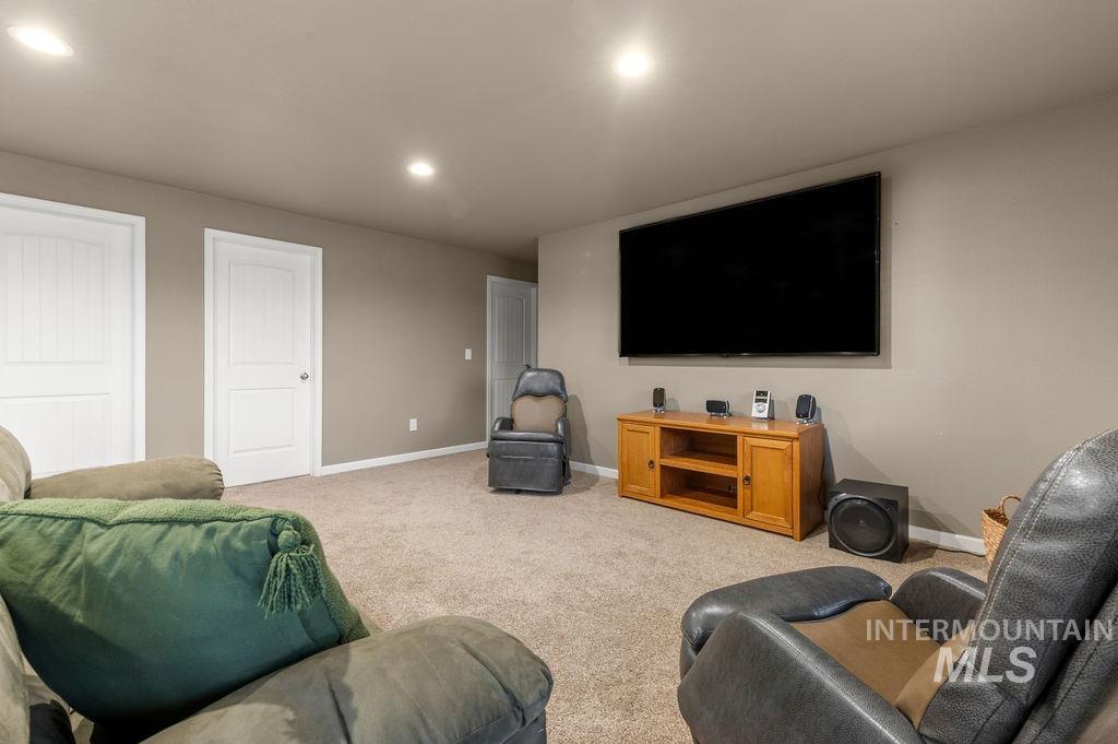 3307 18th Street, Lewiston, Idaho 83501, 5 Bedrooms, 3 Bathrooms, Residential For Sale, Price $749,000,MLS 99002565