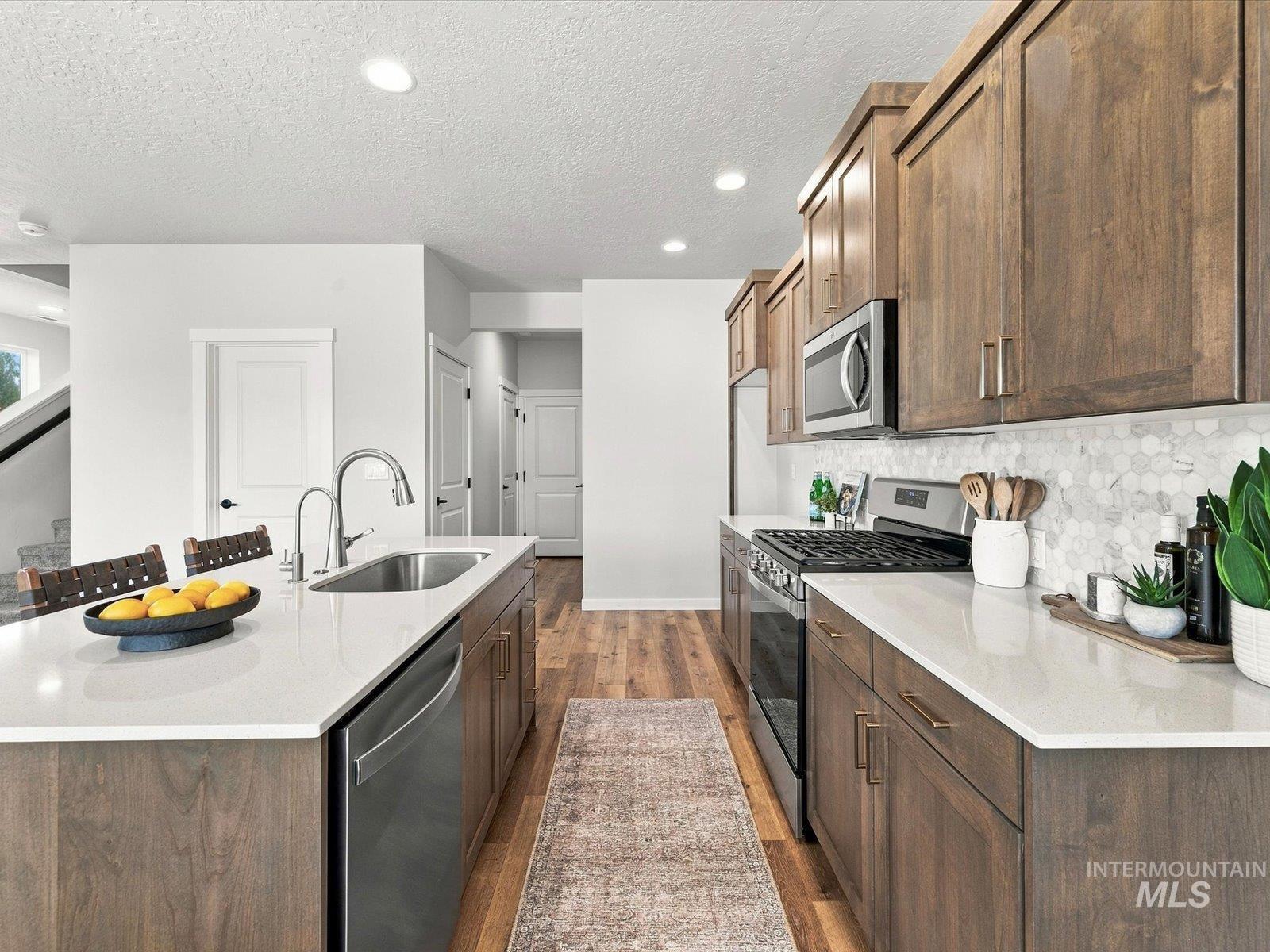 1553 W Homestake St., Meridian, Idaho 83646, 3 Bedrooms, 2.5 Bathrooms, Residential For Sale, Price $459,900,MLS 99002570