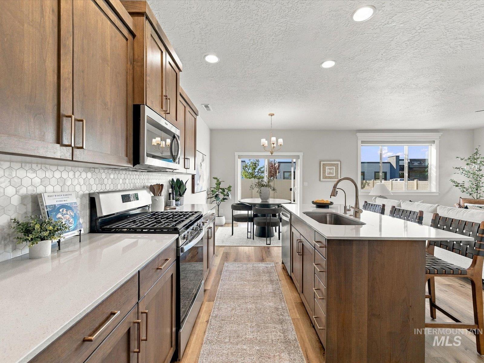 1553 W Homestake St., Meridian, Idaho 83646, 3 Bedrooms, 2.5 Bathrooms, Residential For Sale, Price $459,900,MLS 99002570