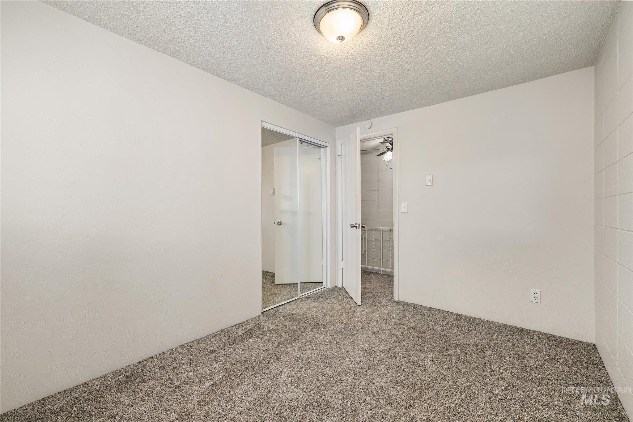 968 S Curtis Rd, Boise, Idaho 83705, 2 Bedrooms, 1.5 Bathrooms, Residential For Sale, Price $265,000,MLS 99002571