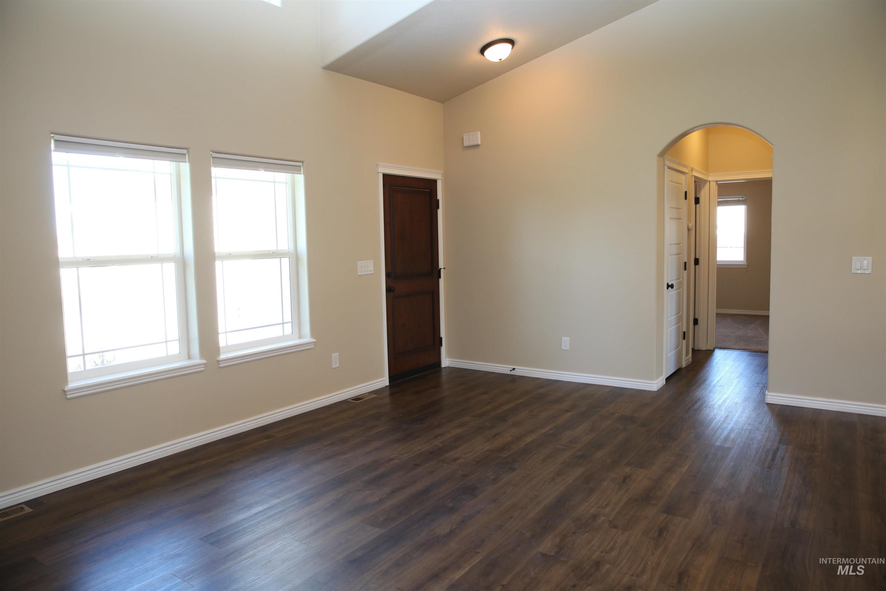 311 Cayuse Creek Dr., Kimberly, Idaho 83341, 4 Bedrooms, 2 Bathrooms, Residential For Sale, Price $379,900, 99002572