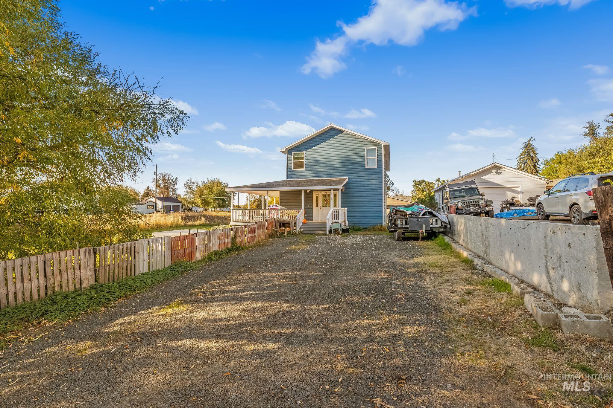 905 Fountain Street, Colton, Washington 99113, 4 Bedrooms, 2.5 Bathrooms, Residential For Sale, Price $465,000,MLS 99002577