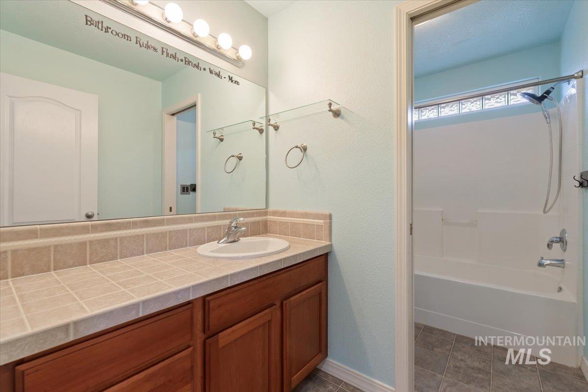 2083 S Trapper Cove Ave, Boise, Idaho 83709, 5 Bedrooms, 3 Bathrooms, Residential For Sale, Price $749,000, 99002578