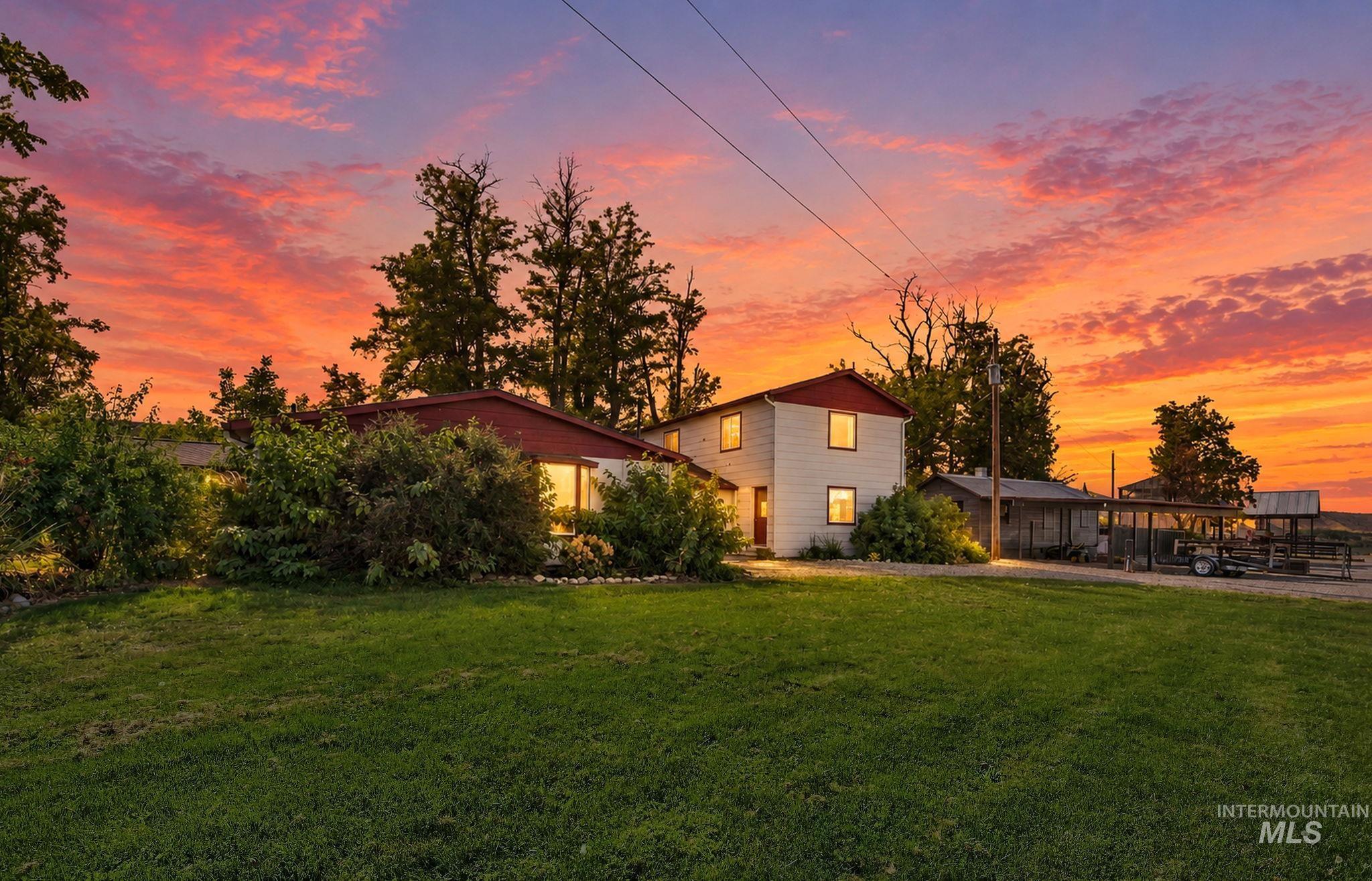 3817 Star Ln, Emmett, Idaho 83617, 4 Bedrooms, 3 Bathrooms, Residential For Sale, Price $399,000, 99002579