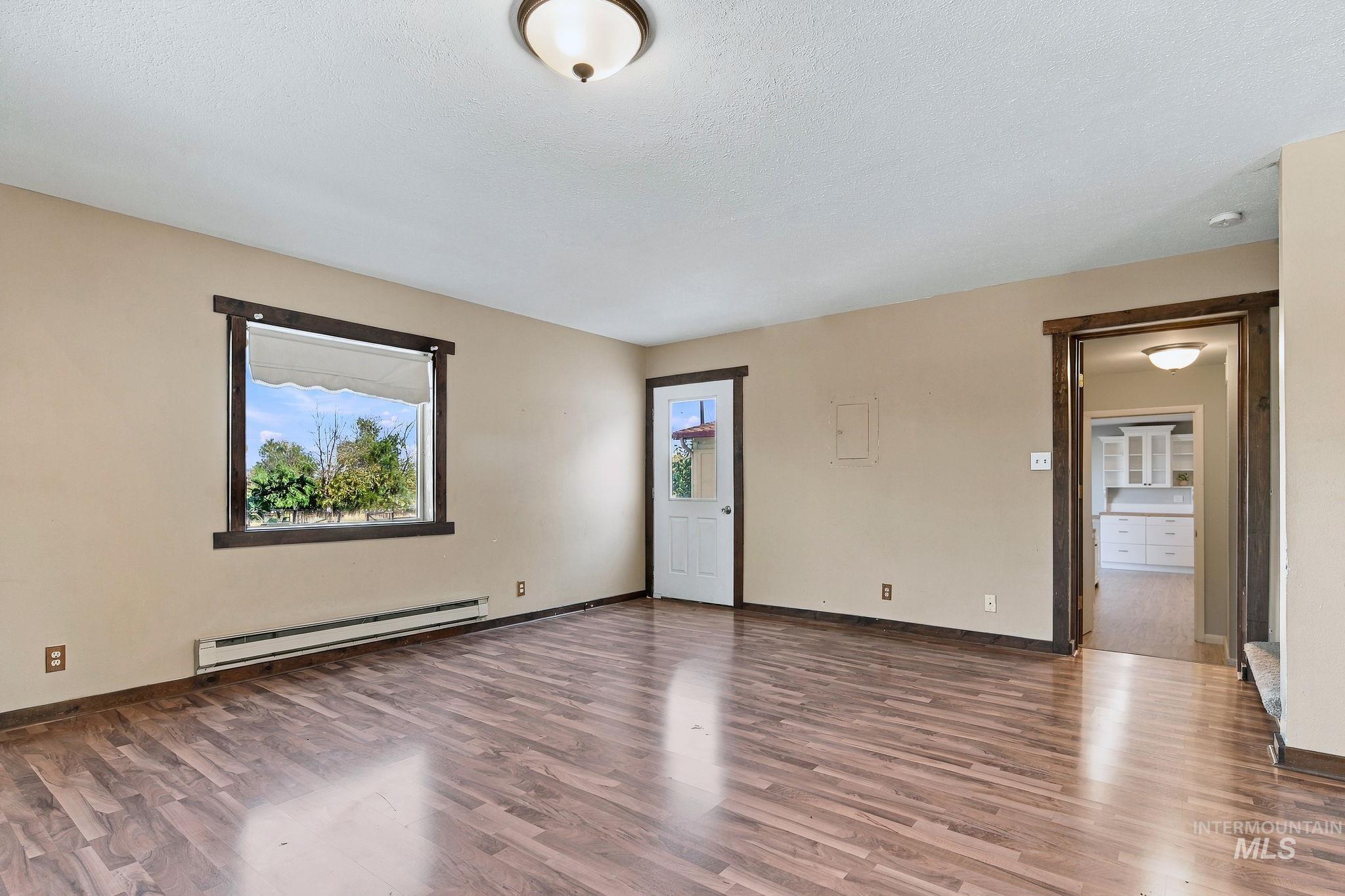 3817 Star Ln, Emmett, Idaho 83617, 4 Bedrooms, 3 Bathrooms, Residential For Sale, Price $399,000, 99002579
