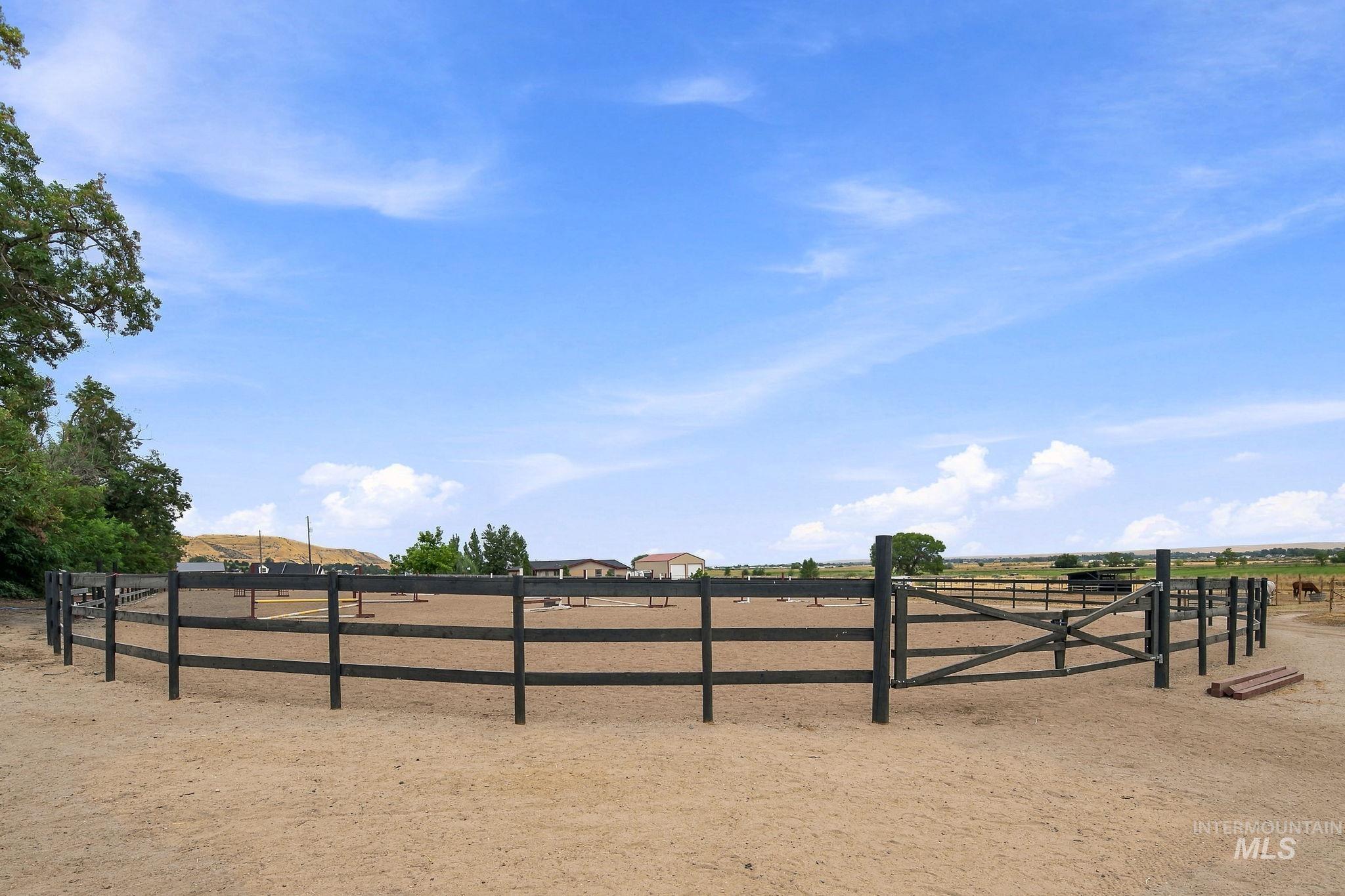 3817 Star Ln, Emmett, Idaho 83617, 4 Bedrooms, 3 Bathrooms, Residential For Sale, Price $399,000, 99002579
