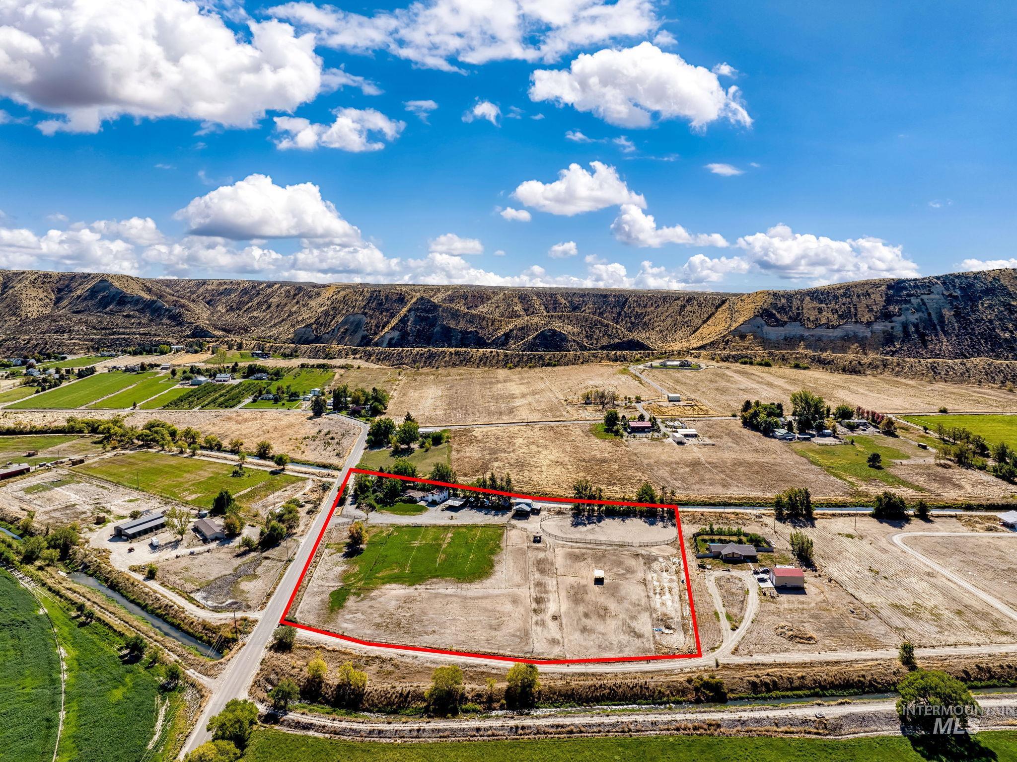 3817 Star Ln, Emmett, Idaho 83617, 4 Bedrooms, 3 Bathrooms, Residential For Sale, Price $399,000, 99002579