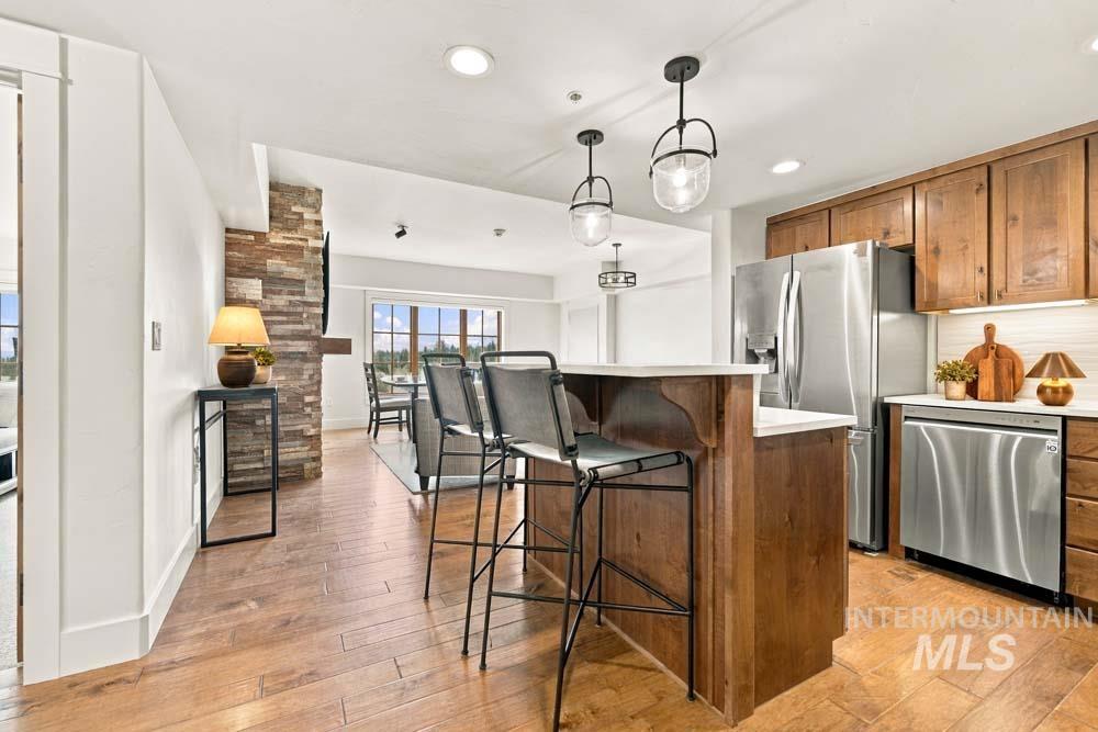 75 Arling Center Ct, Donnelly, Idaho 83615, 2 Bedrooms, 1 Bathroom, Residential For Sale, Price $949,900,MLS 99002580