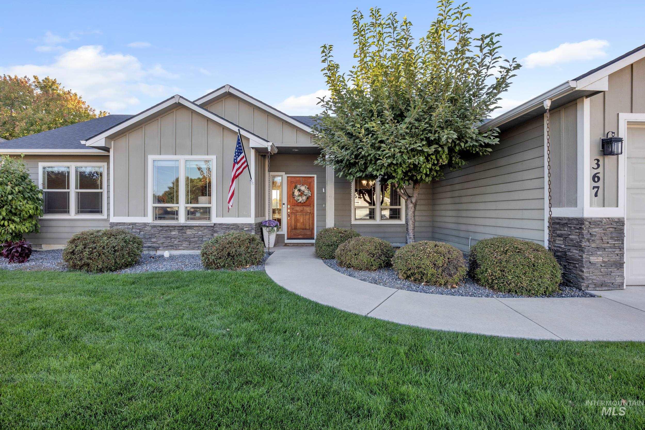 367 N Magnolia Pl, Middleton, Idaho 83644, 3 Bedrooms, 2.5 Bathrooms, Residential For Sale, Price $473,000,MLS 99002581