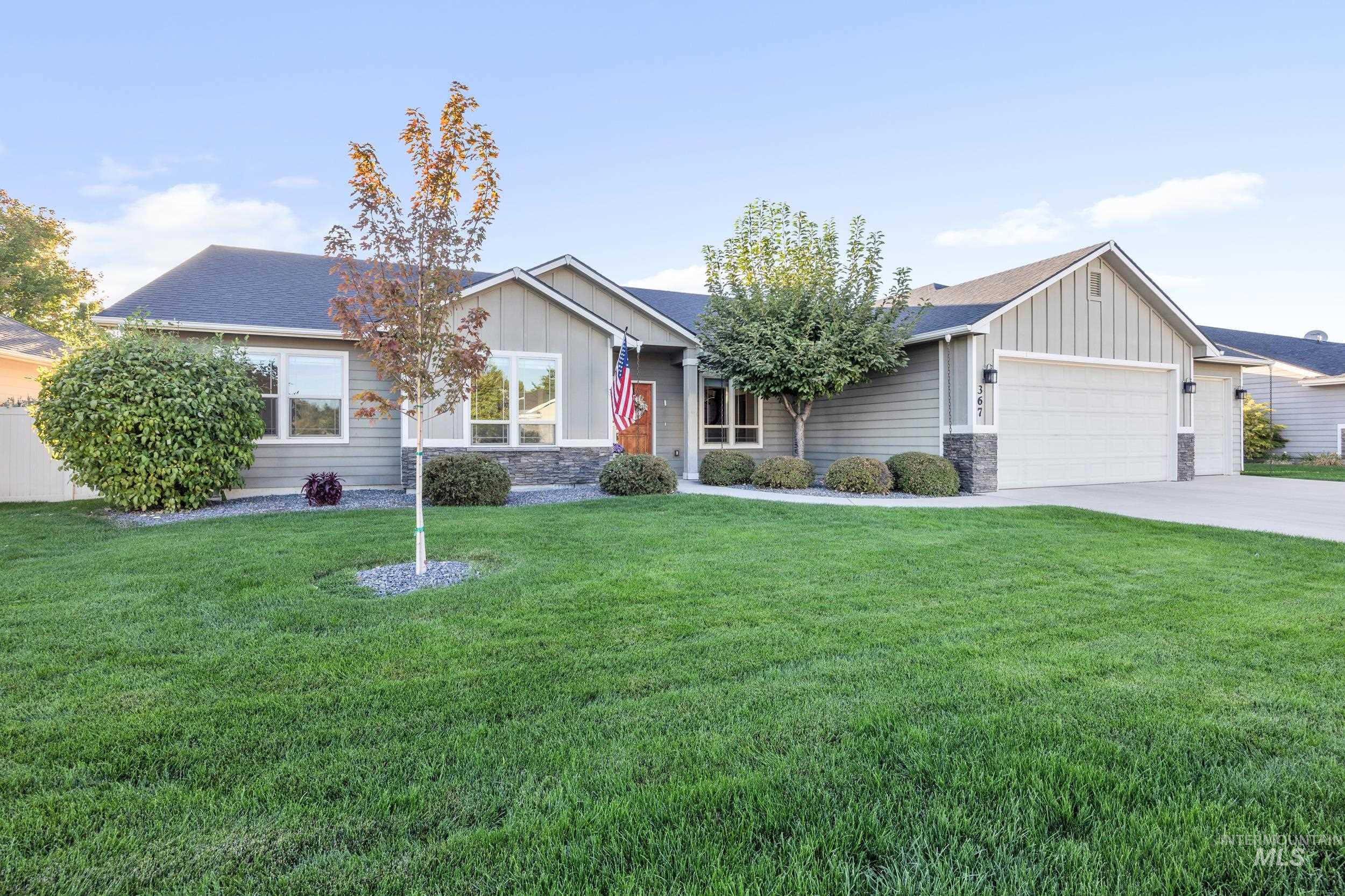 367 N Magnolia Pl, Middleton, Idaho 83644, 3 Bedrooms, 2.5 Bathrooms, Residential For Sale, Price $473,000,MLS 99002581
