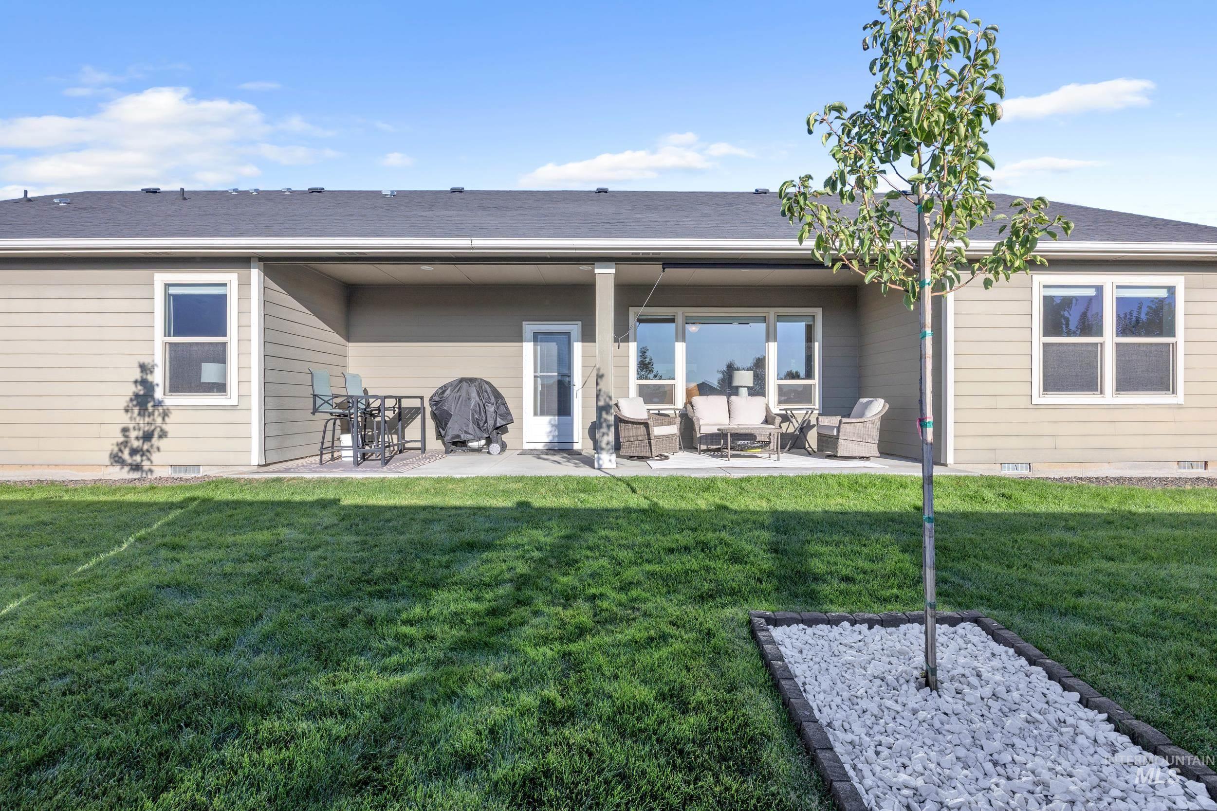 367 N Magnolia Pl, Middleton, Idaho 83644, 3 Bedrooms, 2.5 Bathrooms, Residential For Sale, Price $473,000,MLS 99002581