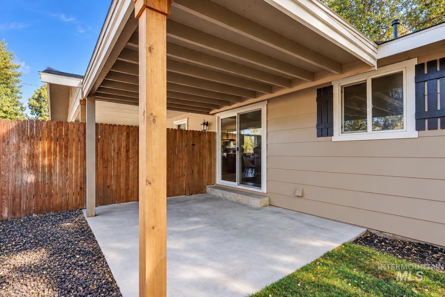 3215 W Alpine Street, Boise, Idaho 83705, 3 Bedrooms, 1 Bathroom, Residential For Sale, Price $469,900, 99002582