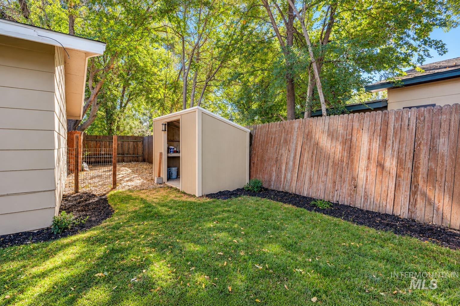 3215 W Alpine Street, Boise, Idaho 83705, 3 Bedrooms, 1 Bathroom, Residential For Sale, Price $469,900, 99002582