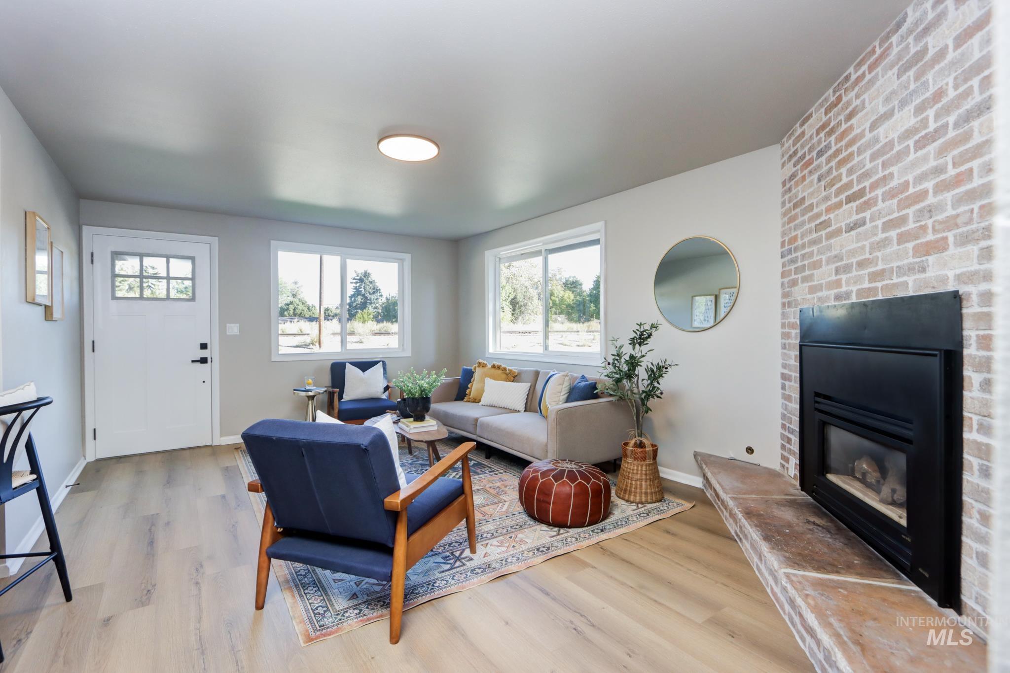 3215 W Alpine Street, Boise, Idaho 83705, 3 Bedrooms, 1 Bathroom, Residential For Sale, Price $469,900, 99002582