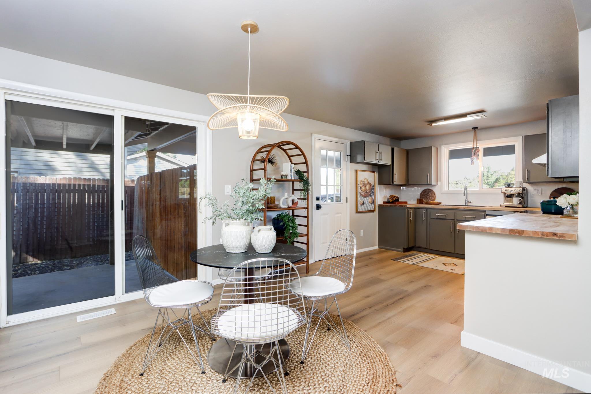 3215 W Alpine Street, Boise, Idaho 83705, 3 Bedrooms, 1 Bathroom, Residential For Sale, Price $469,900, 99002582